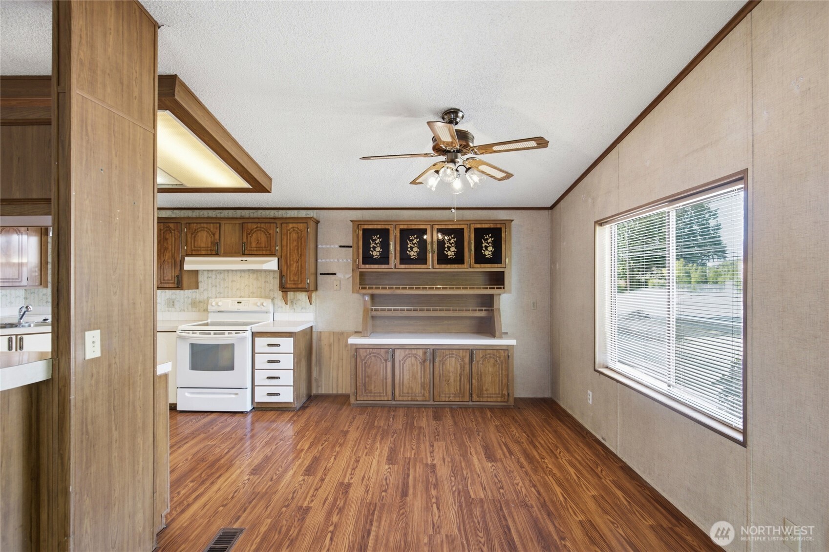820 96th Street Property Photo 15