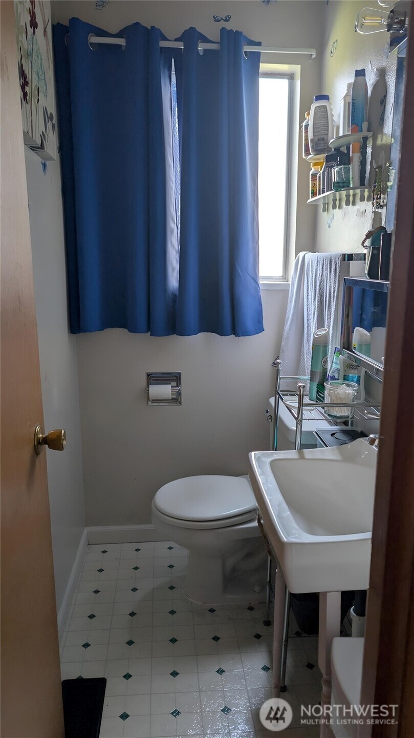 1321 Ashland Avenue Property Photo 20