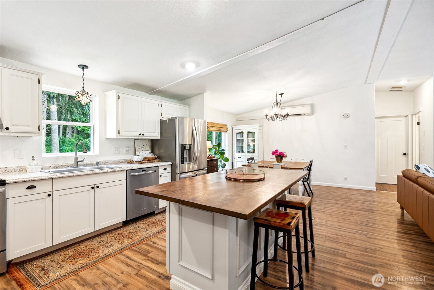 154 Lindsay Road Property Photo 12