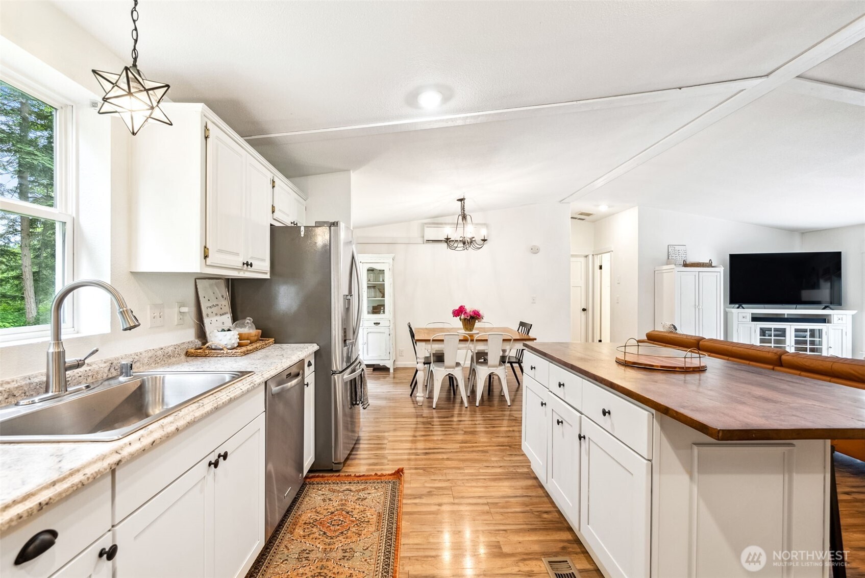 154 Lindsay Road Property Photo 13
