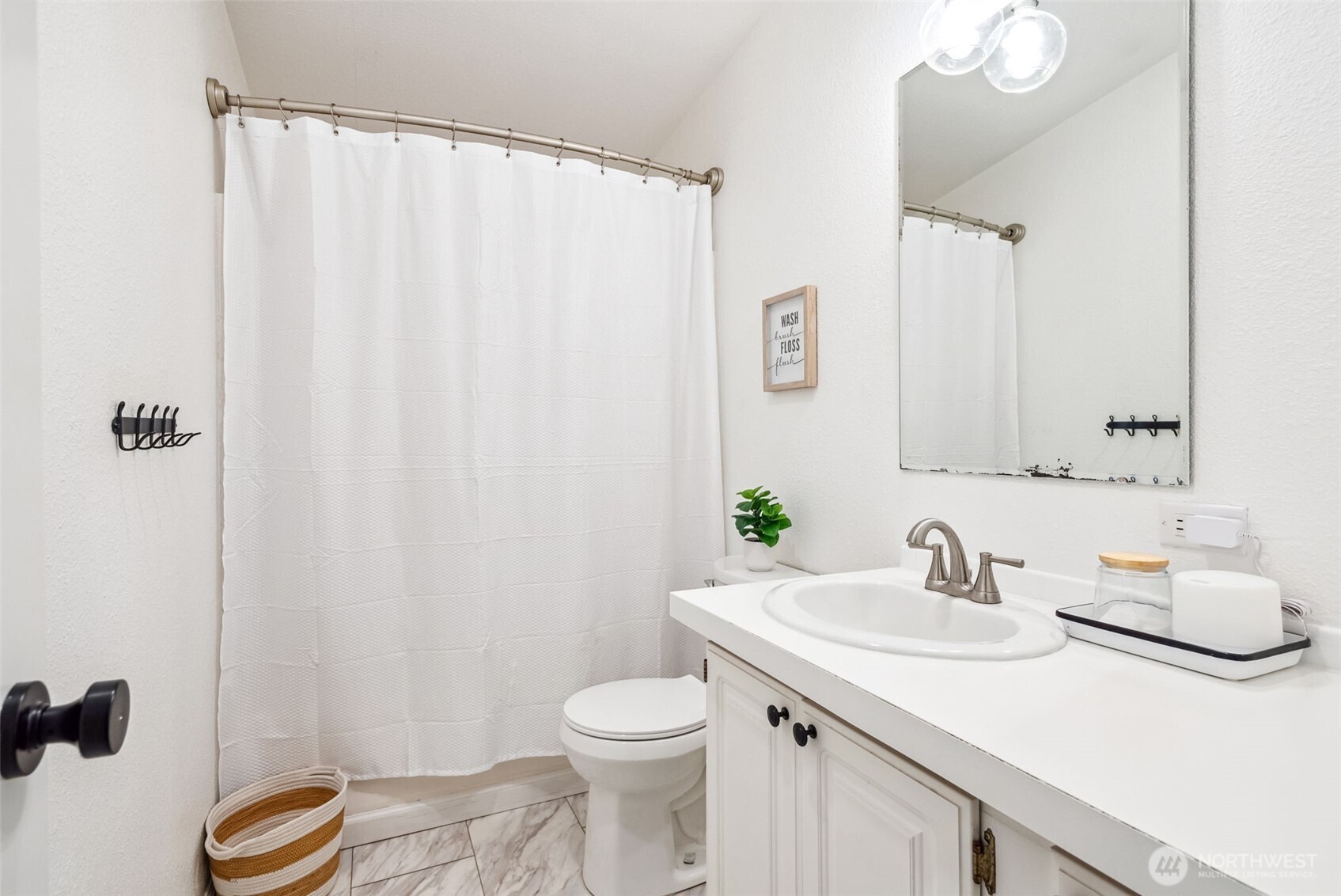 154 Lindsay Road Property Photo 23