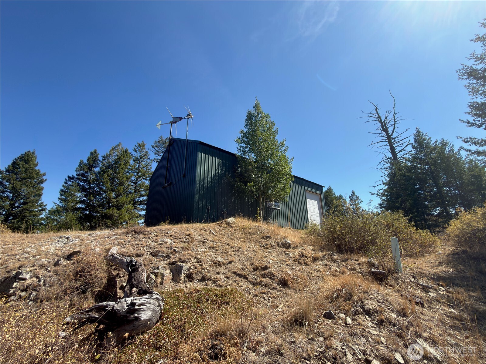 168 Darkmoon Way Property Photo 4