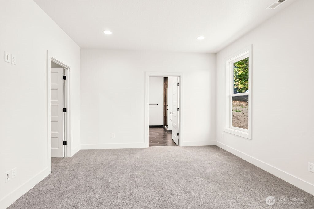 115 Delta Drive Property Photo 18
