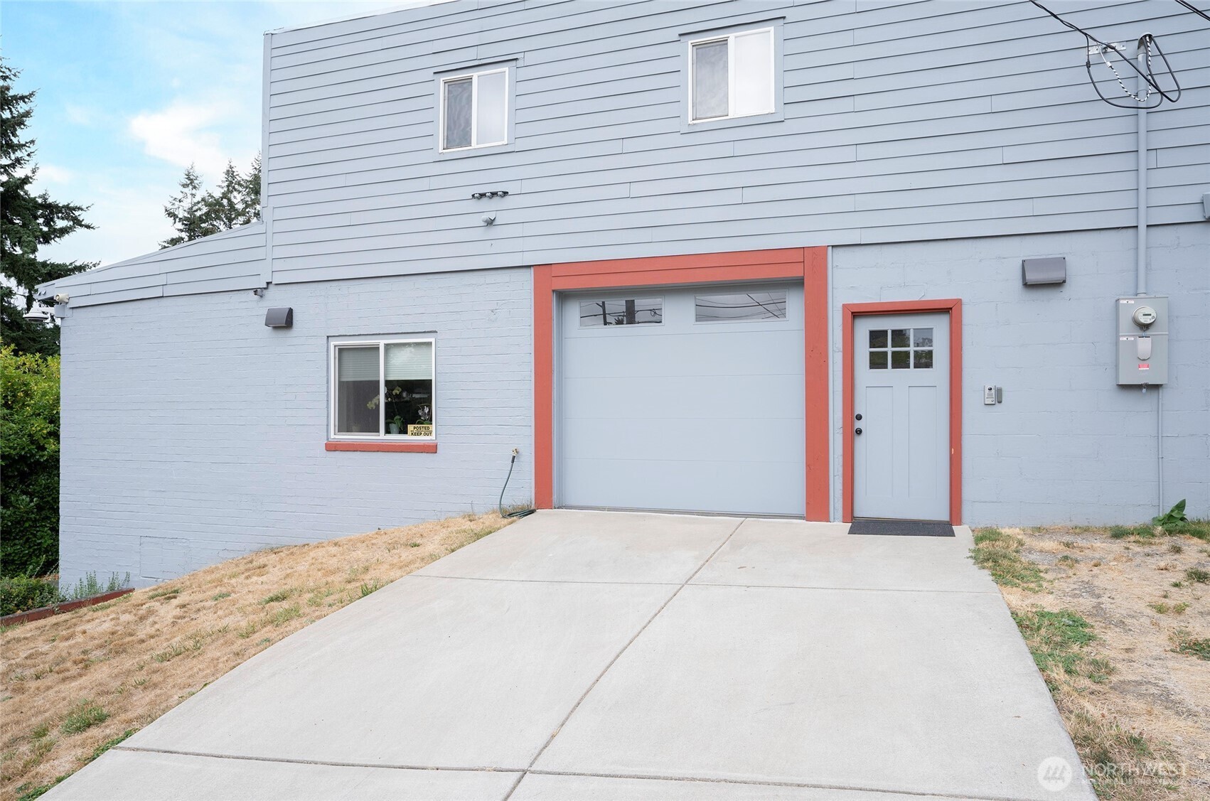 709 106th Street Property Photo 5