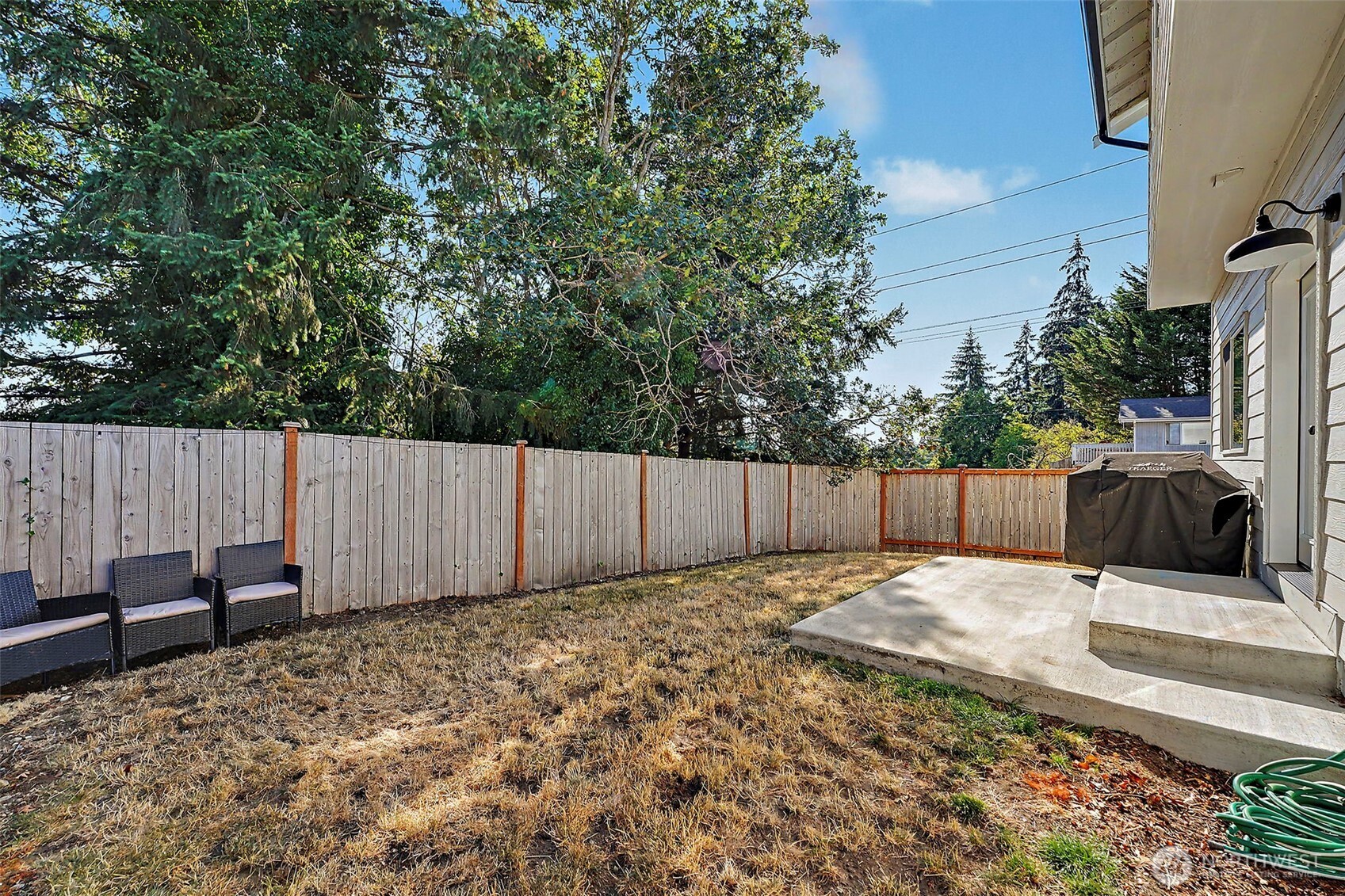 324 123rd Street Property Photo 24