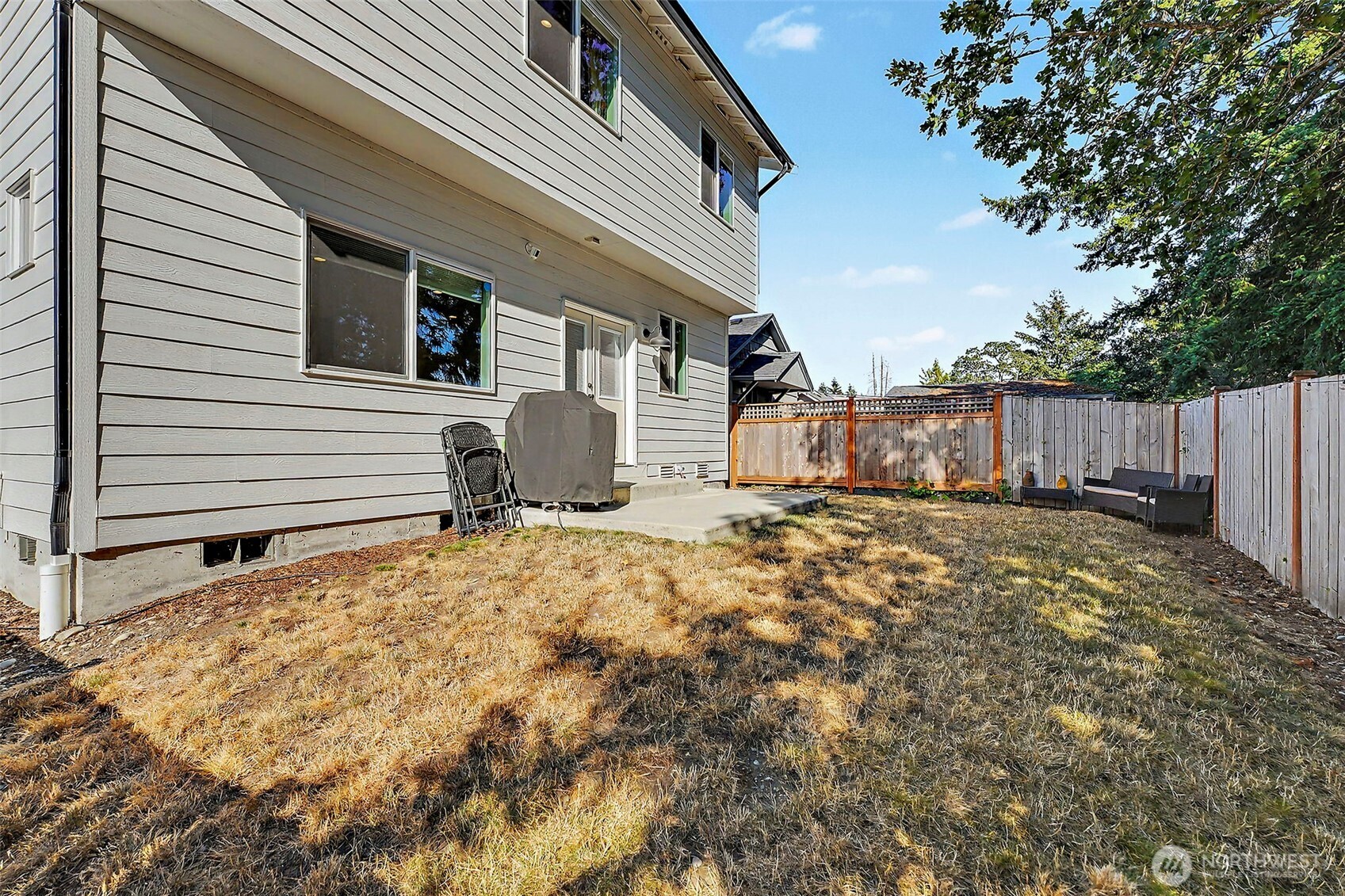 324 123rd Street Property Photo 25