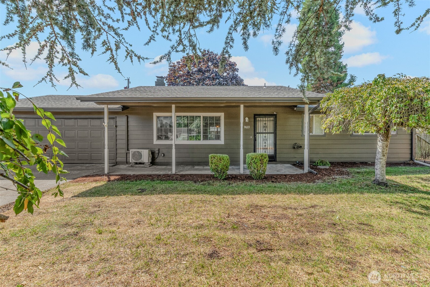 9603 Boulder Avenue Property Photo 5