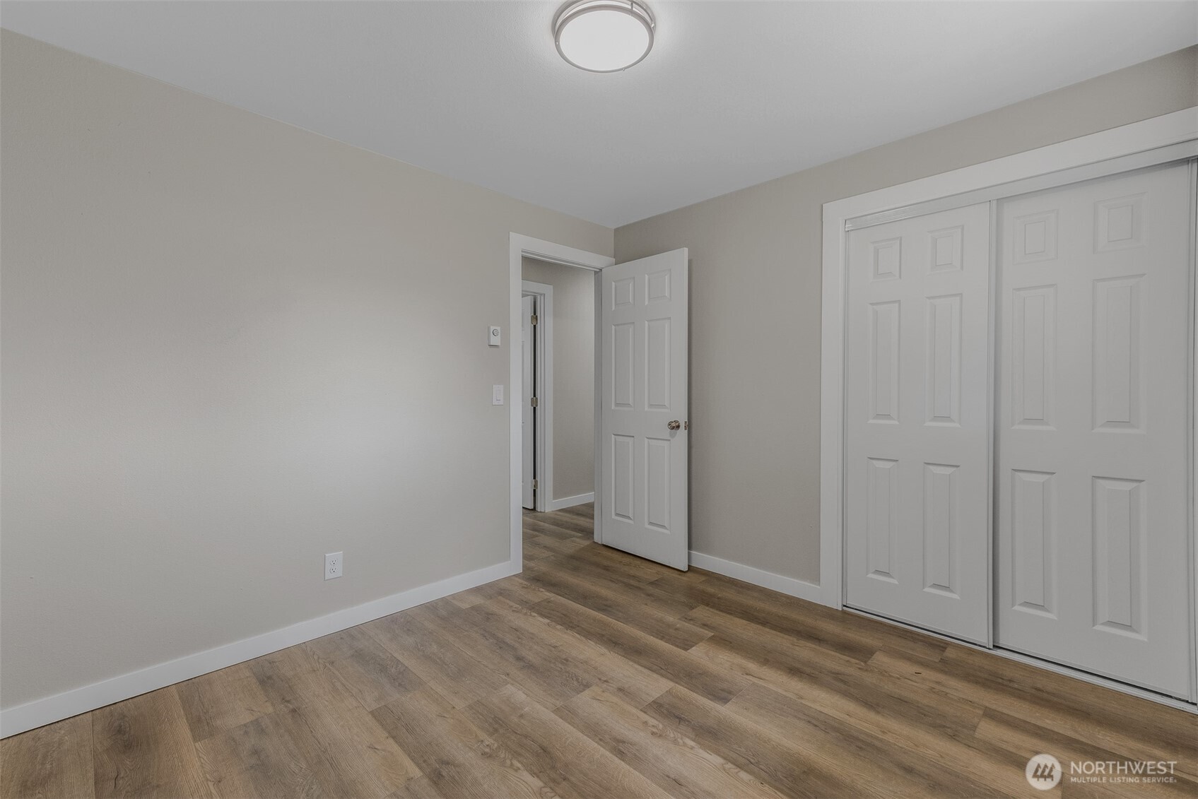 9603 Boulder Avenue Property Photo 23