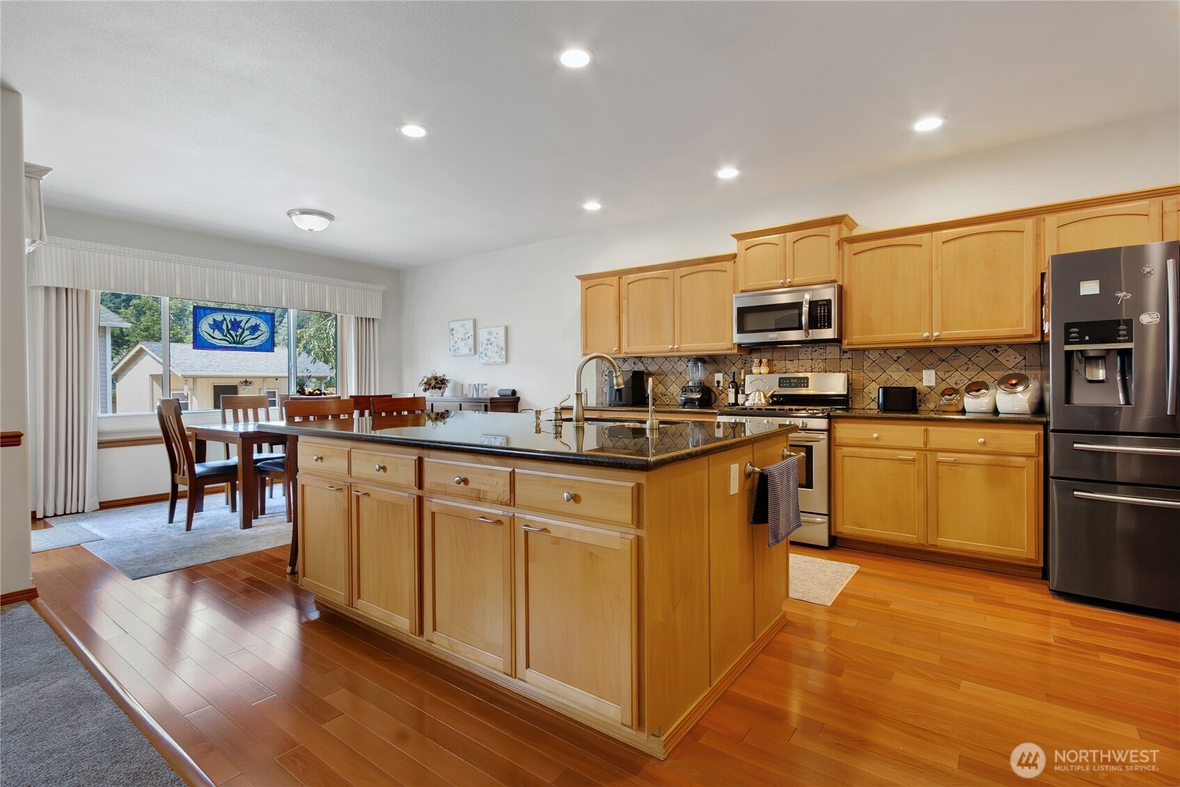 13714 143rd Avenue Property Photo 10
