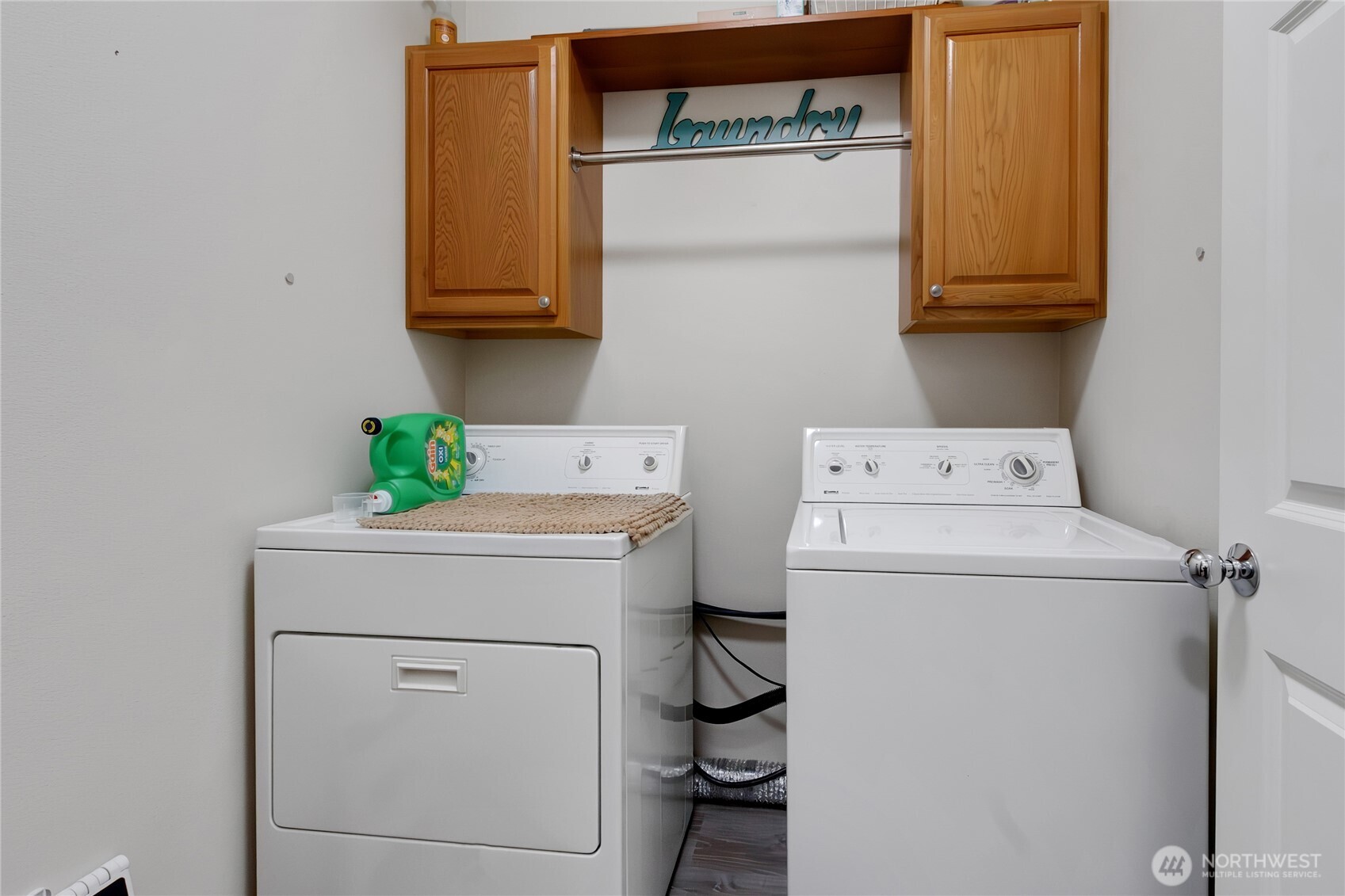 13714 143rd Avenue Property Photo 17