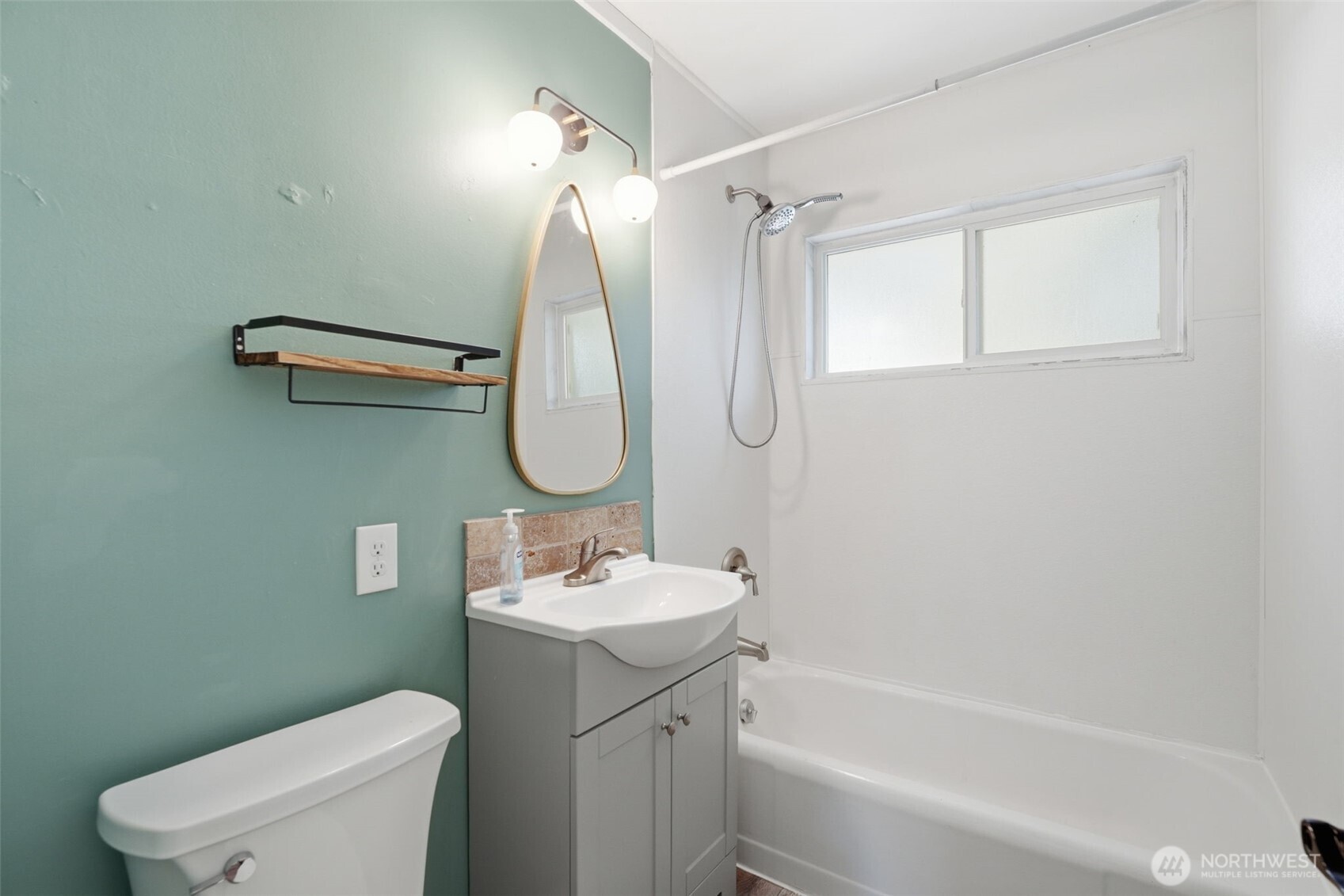 2200 Dover Street Property Photo 13