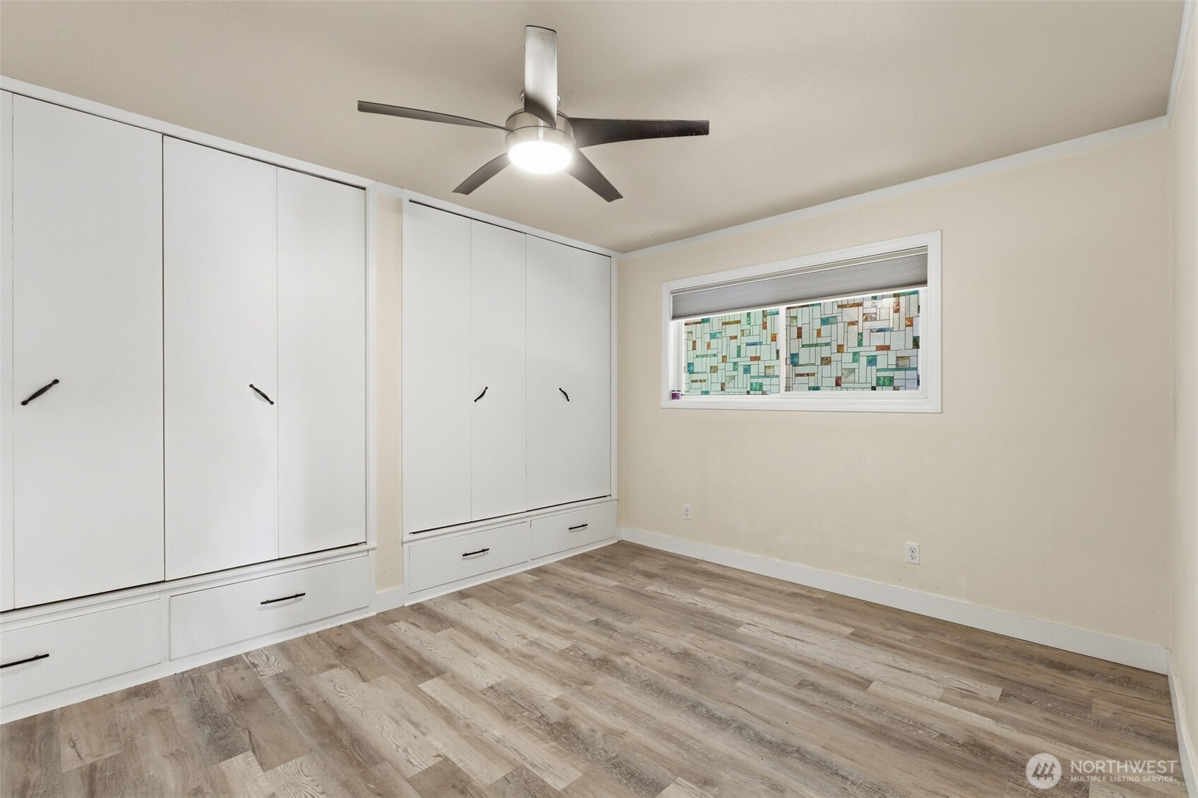 2200 Dover Street Property Photo 14