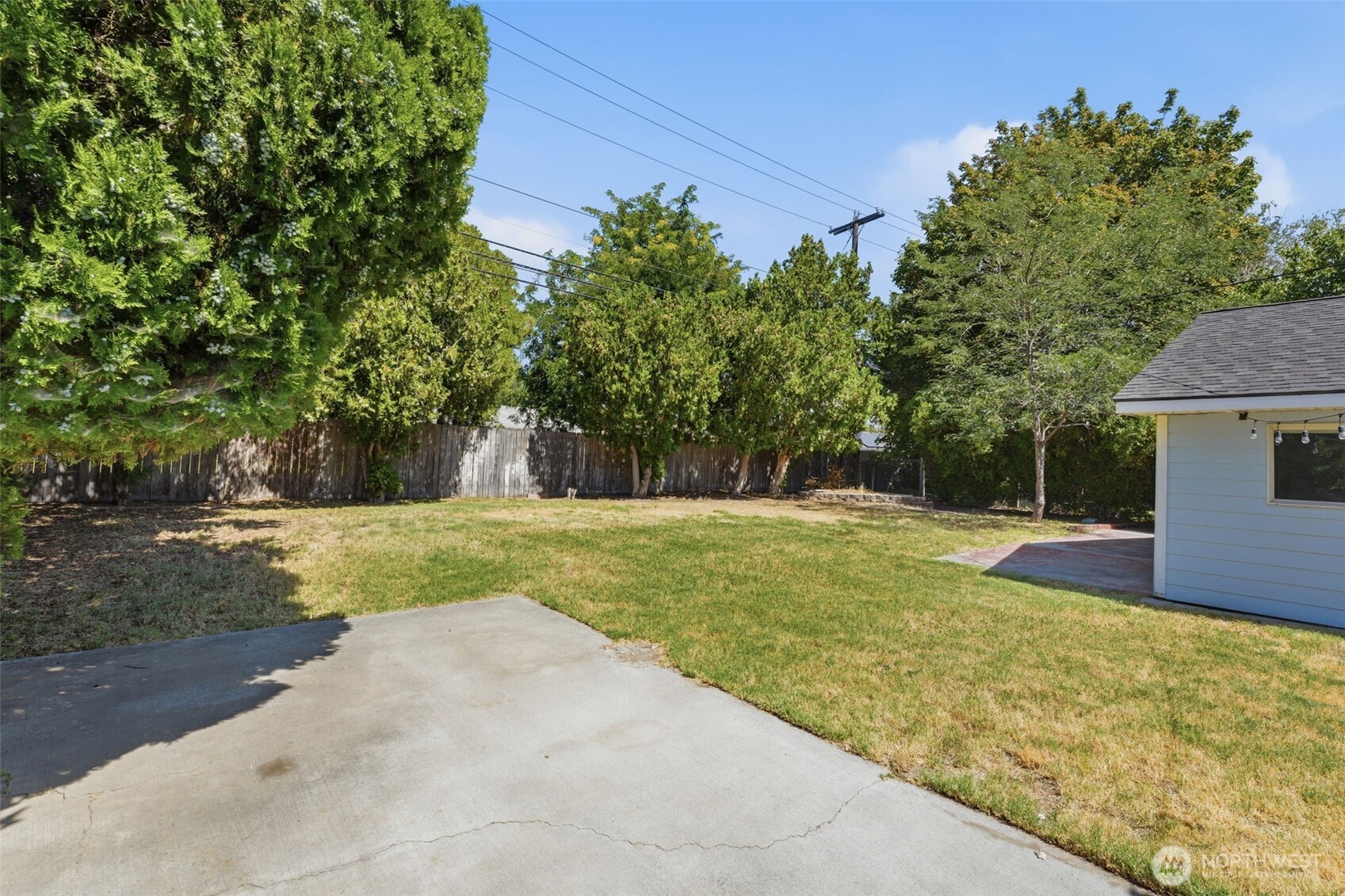 2200 Dover Street Property Photo 19