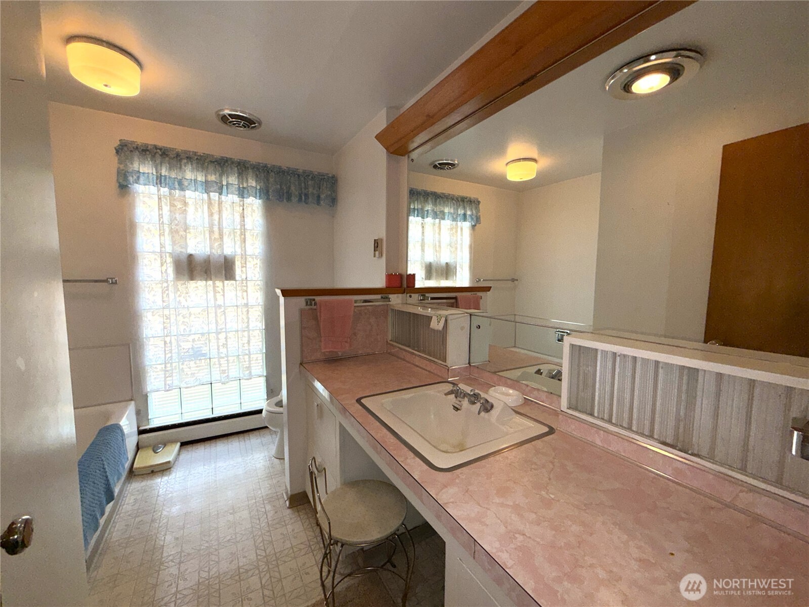 245 Klondike Road Property Photo 13