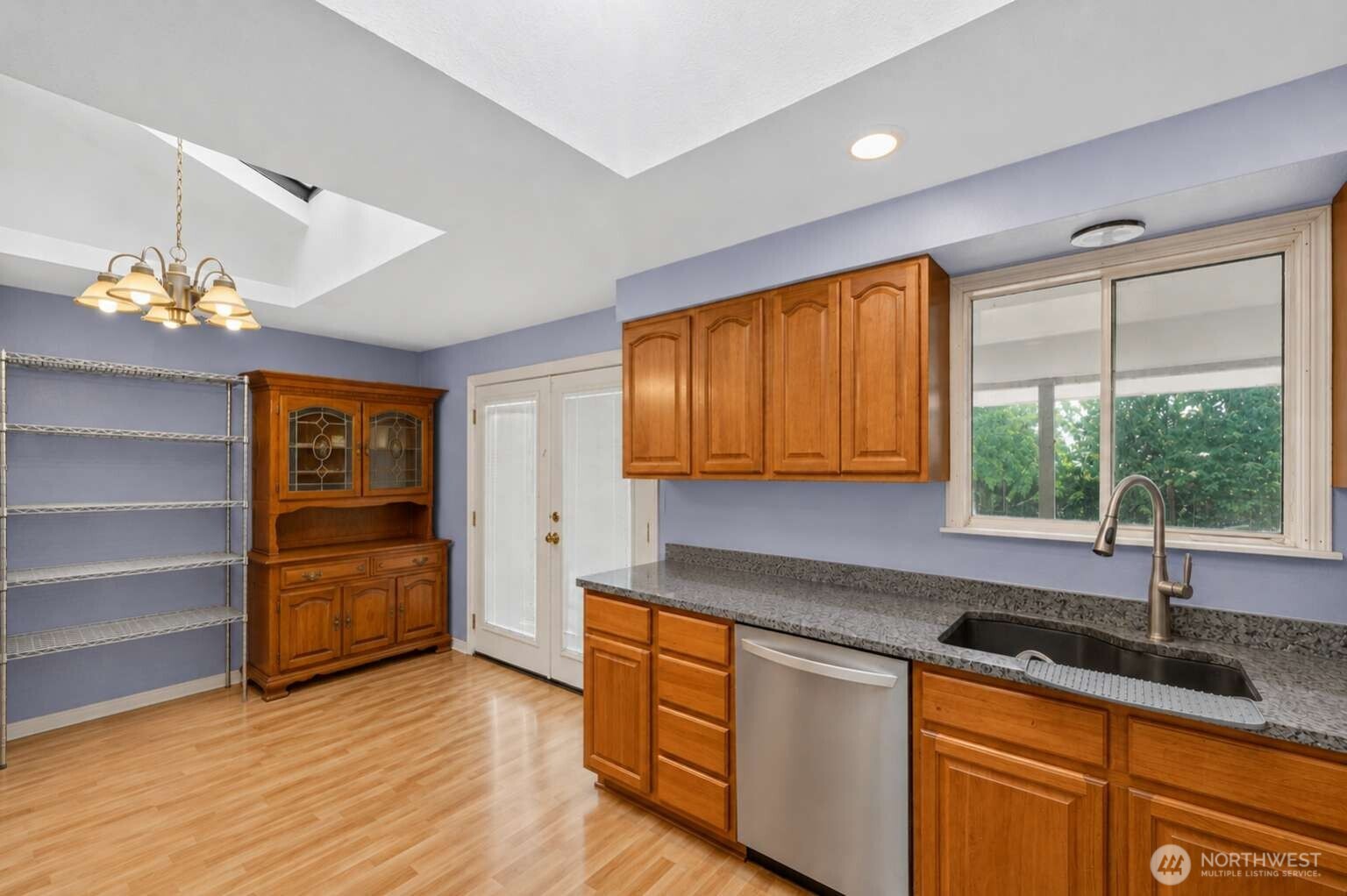 728 11th Street Property Photo 3