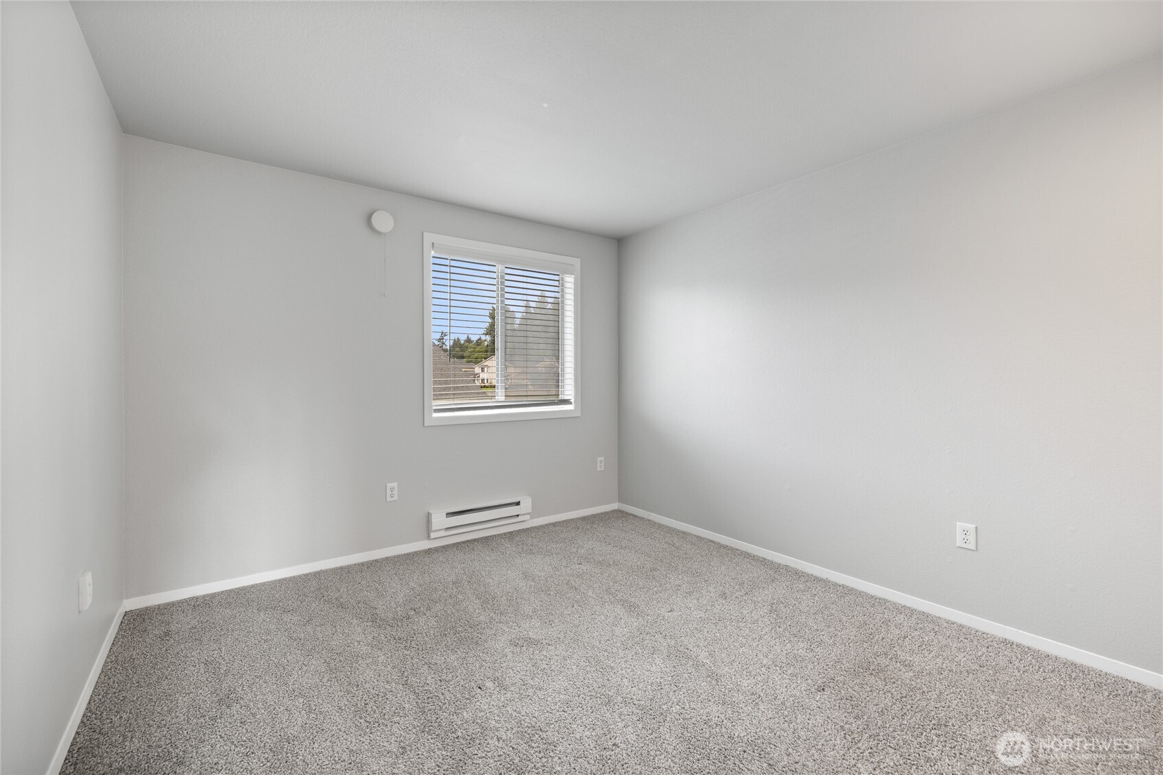 332 S 327th Lane Property Photo 15