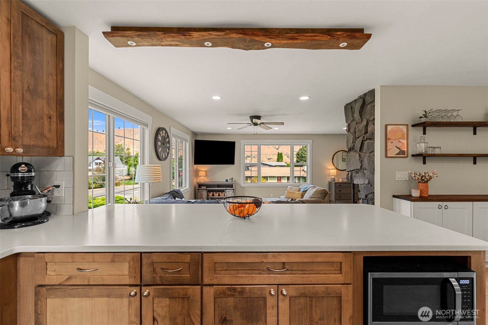 100 Valley Street Property Photo 13