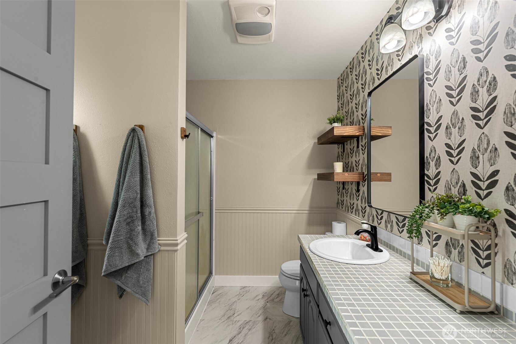 100 Valley Street Property Photo 19