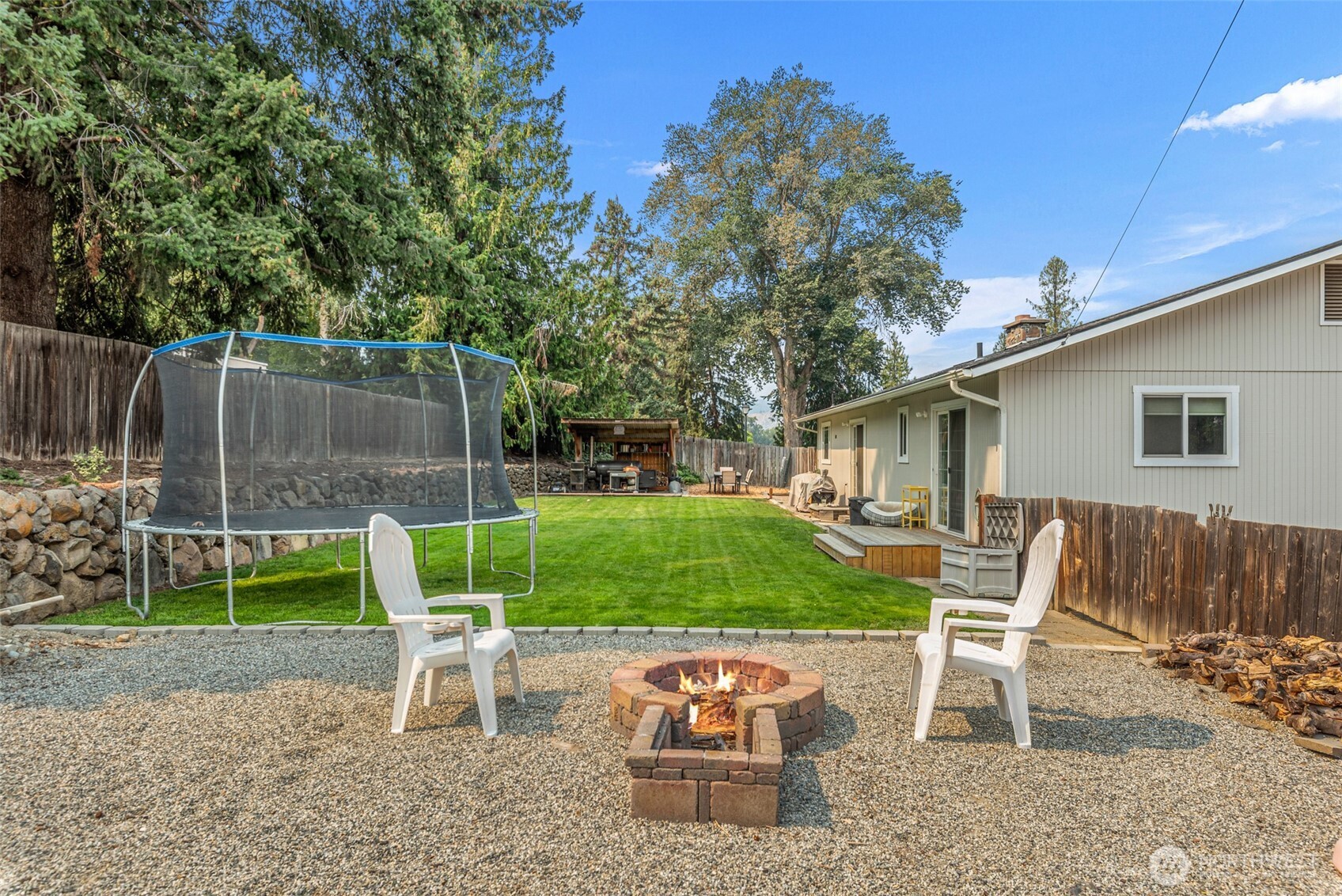 100 Valley Street Property Photo 36