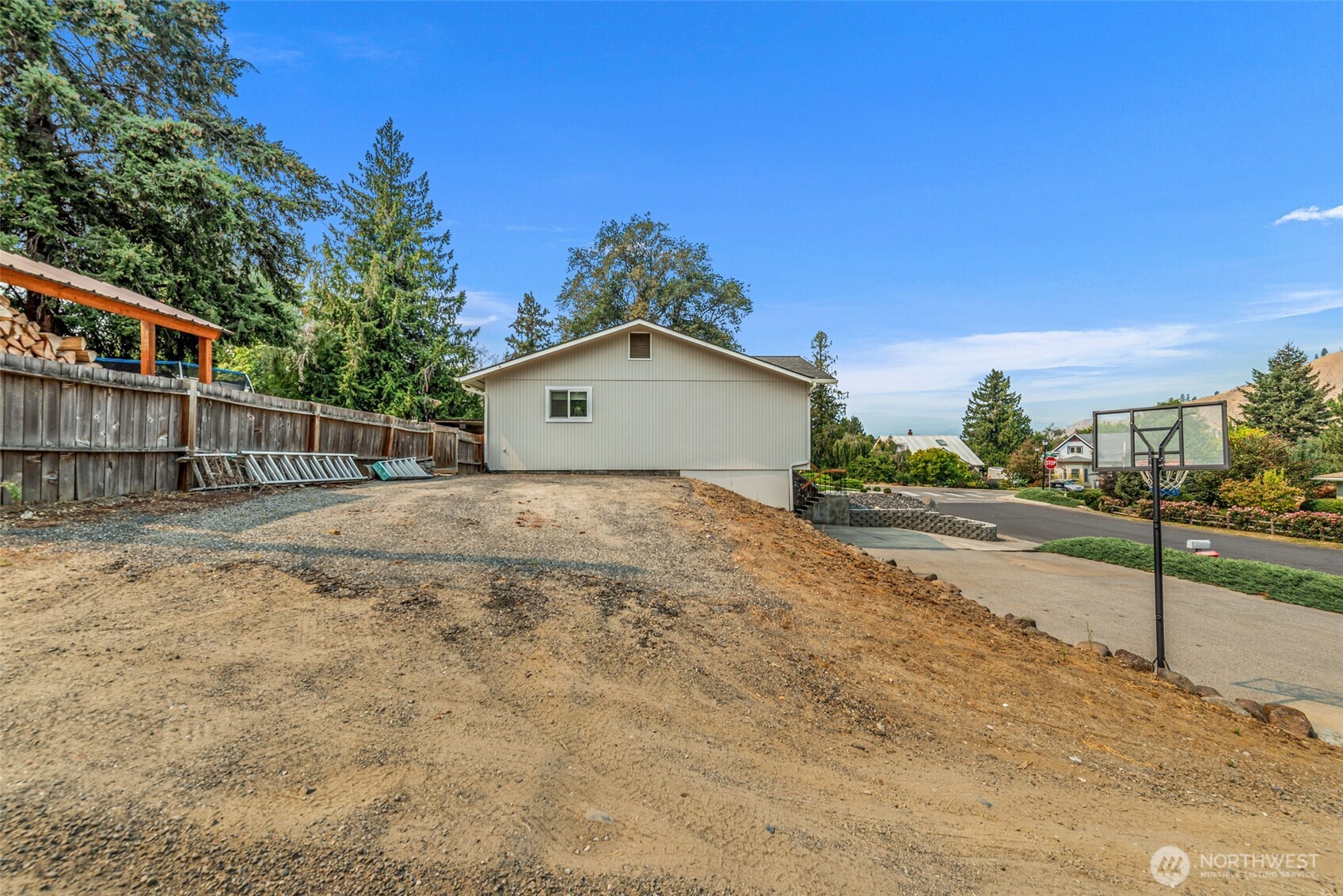 100 Valley Street Property Photo 37