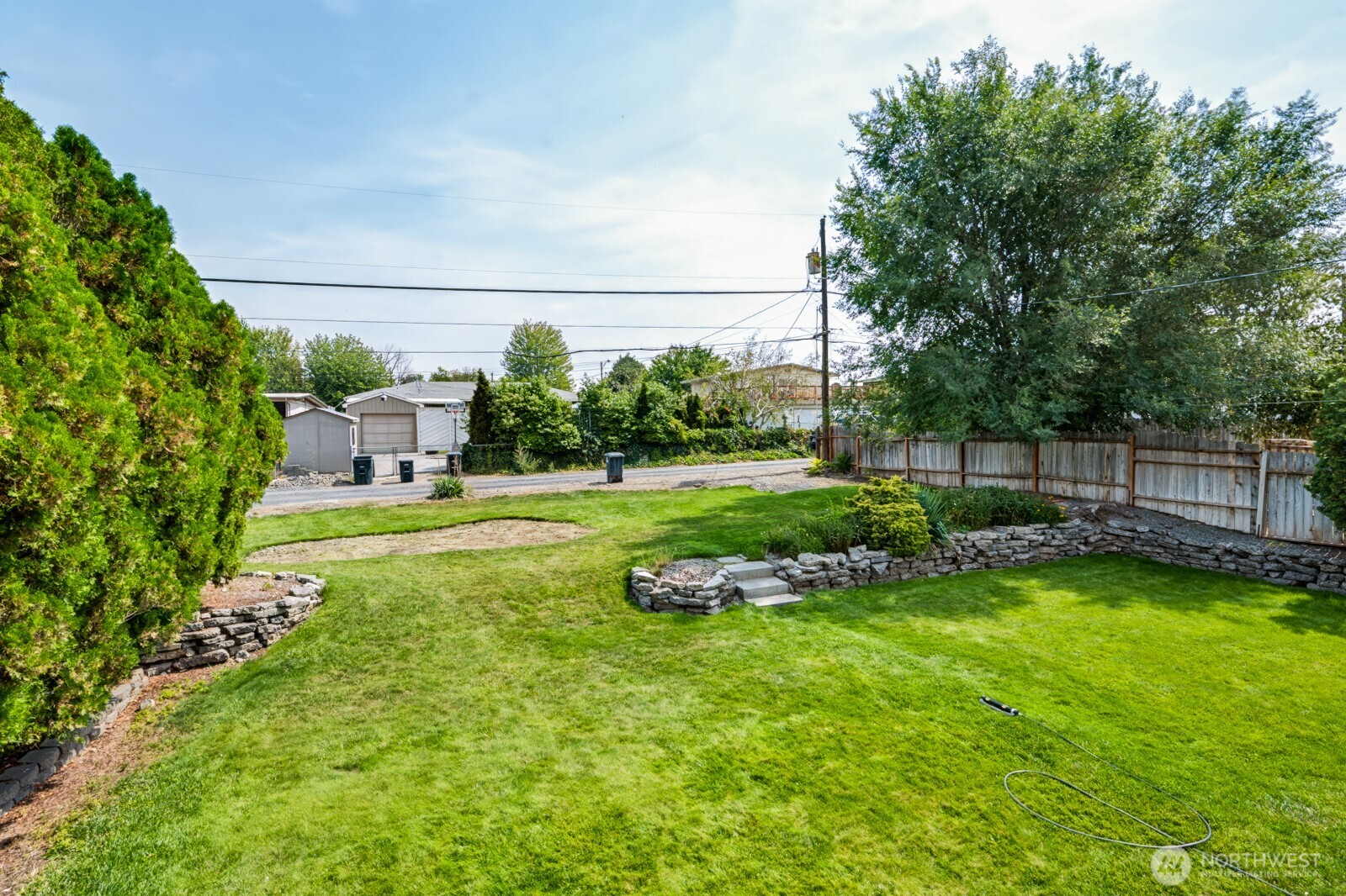 1213 S Skyline Drive Property Photo 24