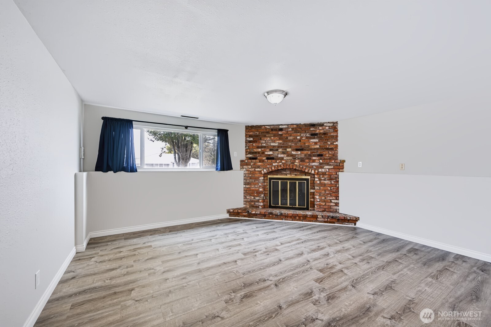 1213 S Skyline Drive Property Photo 25