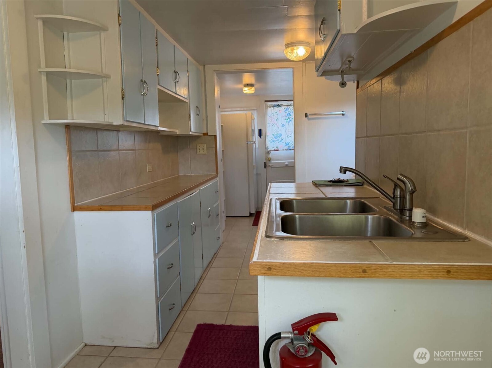 31 E North Wheelwright Street Property Photo 7