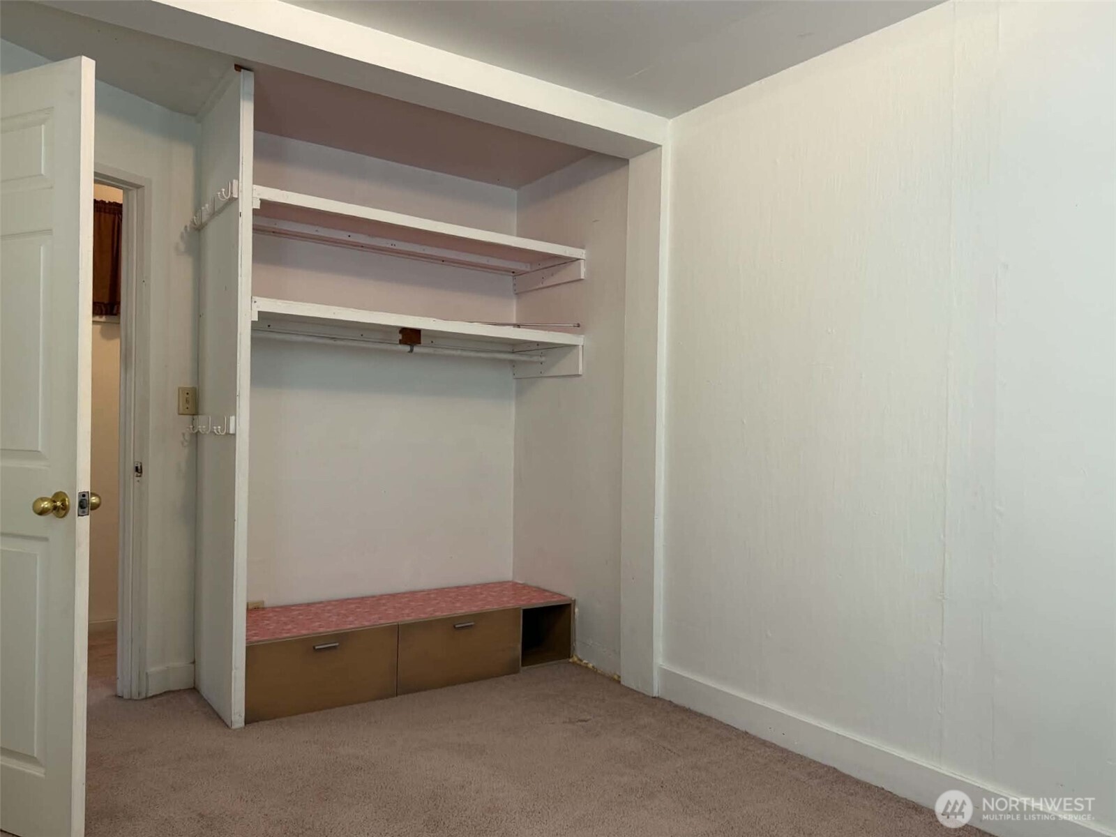 31 E North Wheelwright Street Property Photo 12
