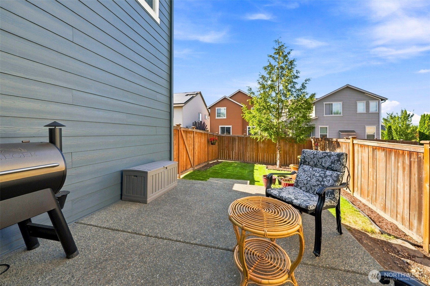 18817 Village Parkway Property Photo 28