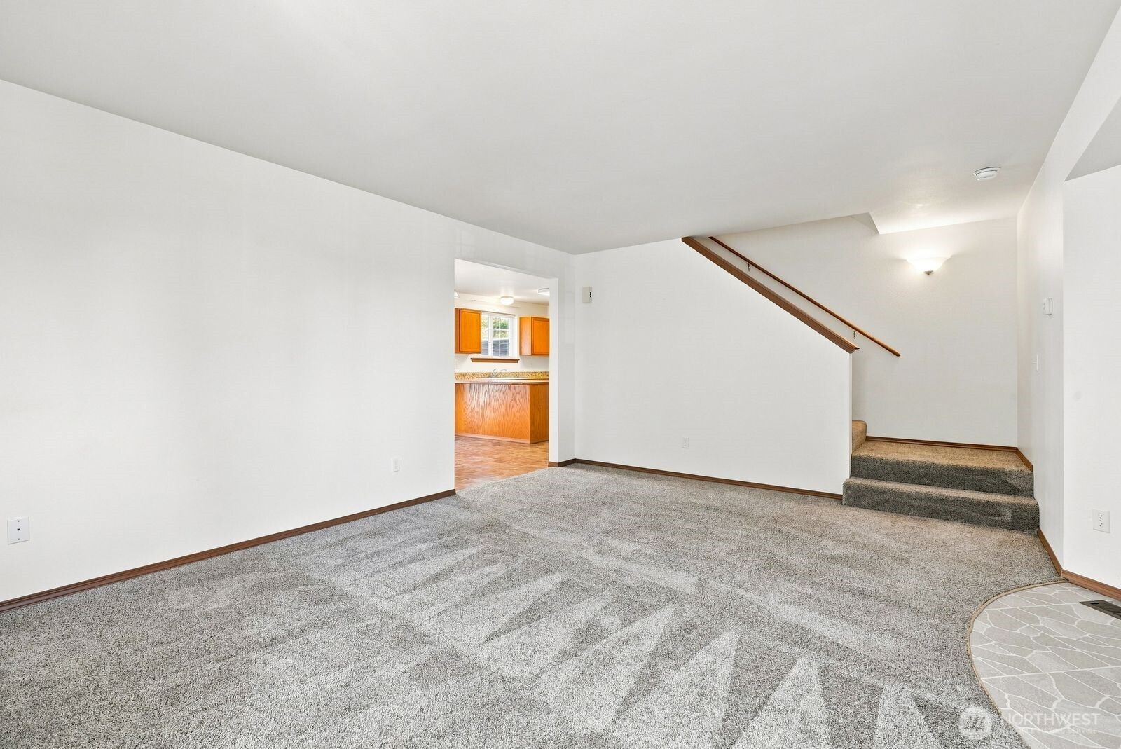 4209 Nola Loop Rd Property Photo 10
