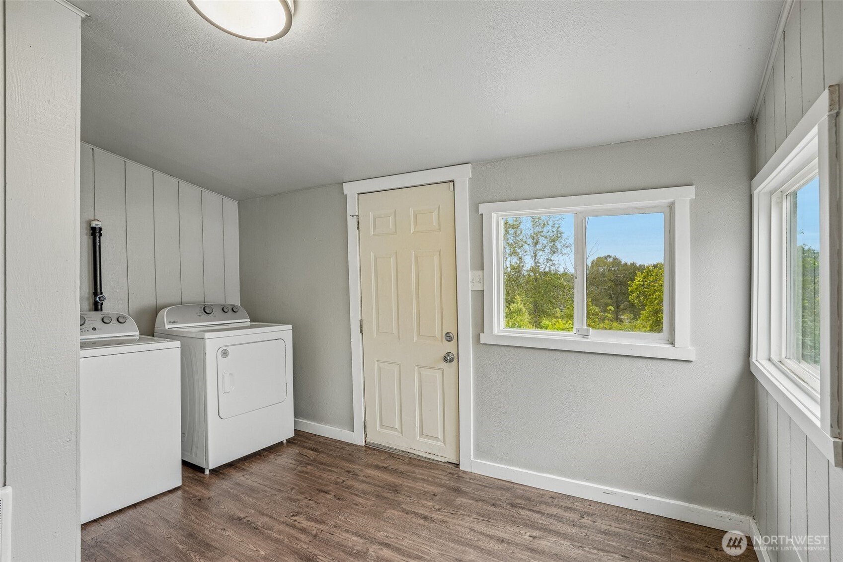 3319 E Grandview Avenue Property Photo 15