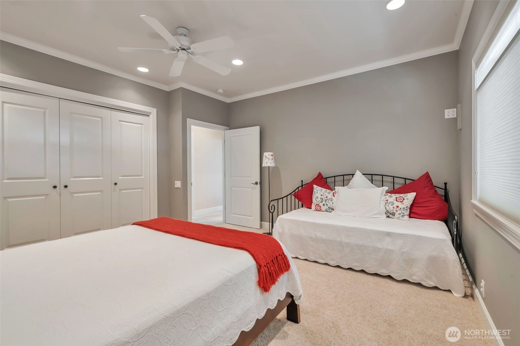 302 Noblecliff Place Property Photo 14