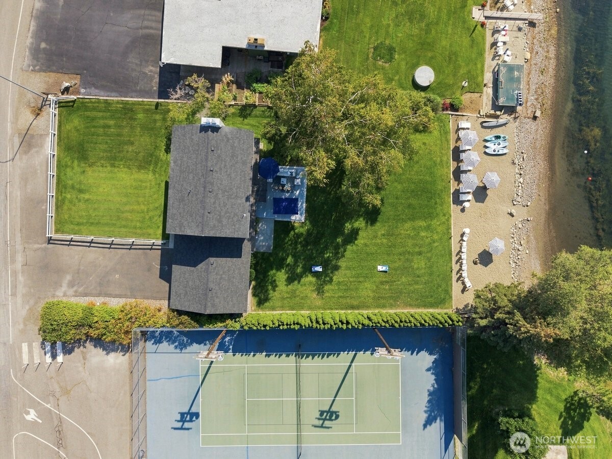 663 Riverside Drive Property Photo 2