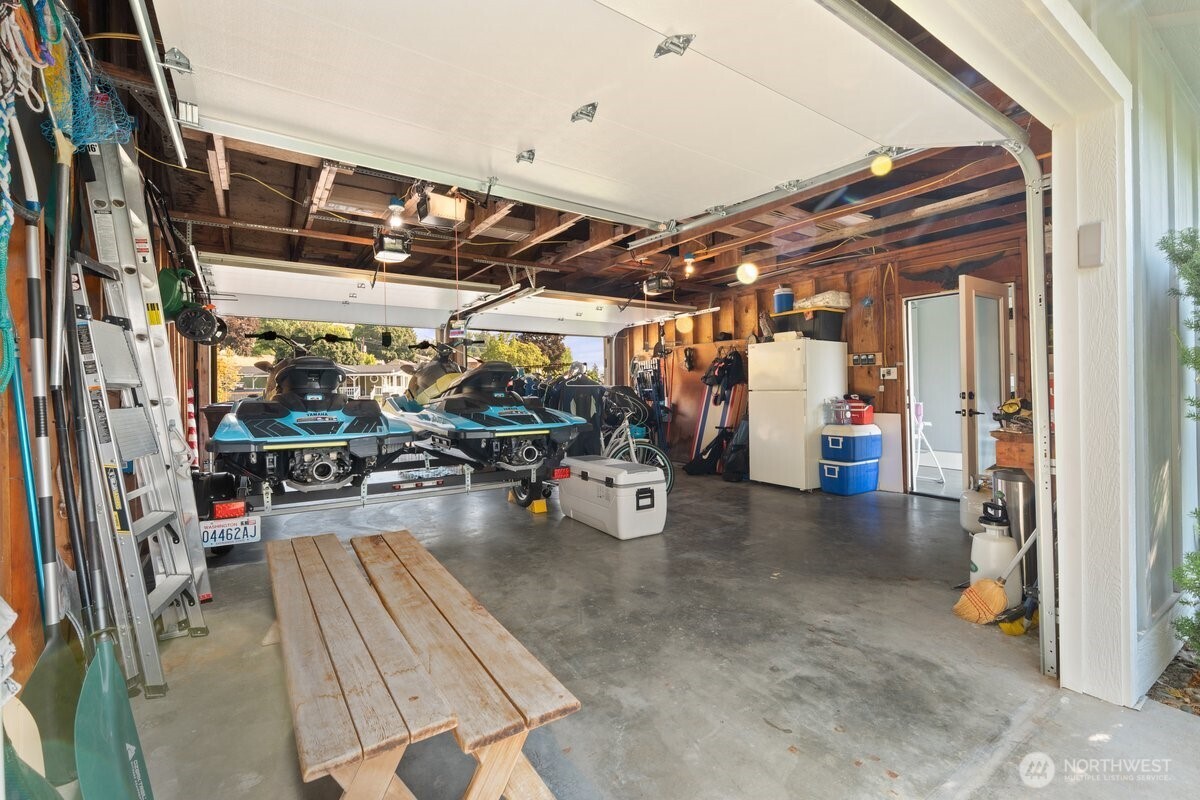 663 Riverside Drive Property Photo 40