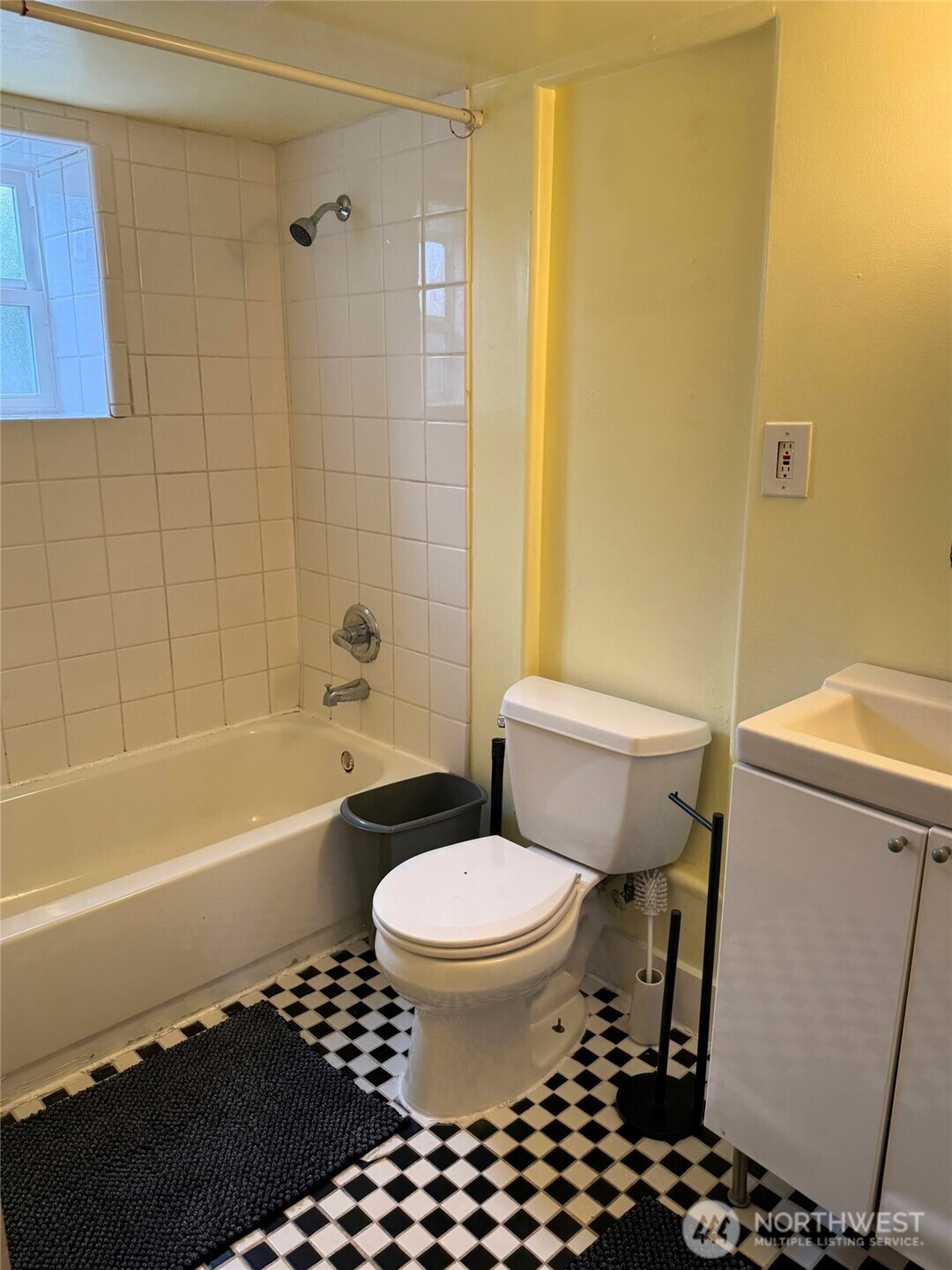 303 N 64th Street Property Photo 18