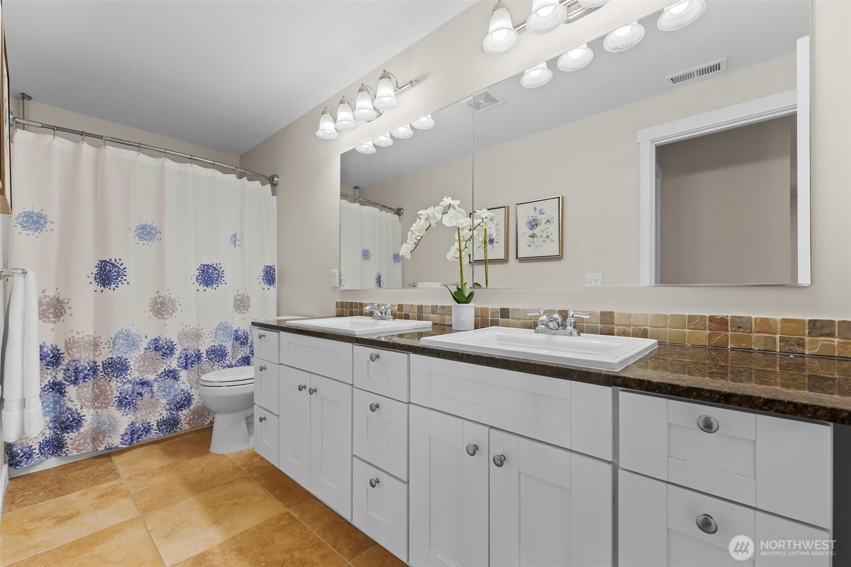 13491 Peekaboo Avenue Property Photo 25