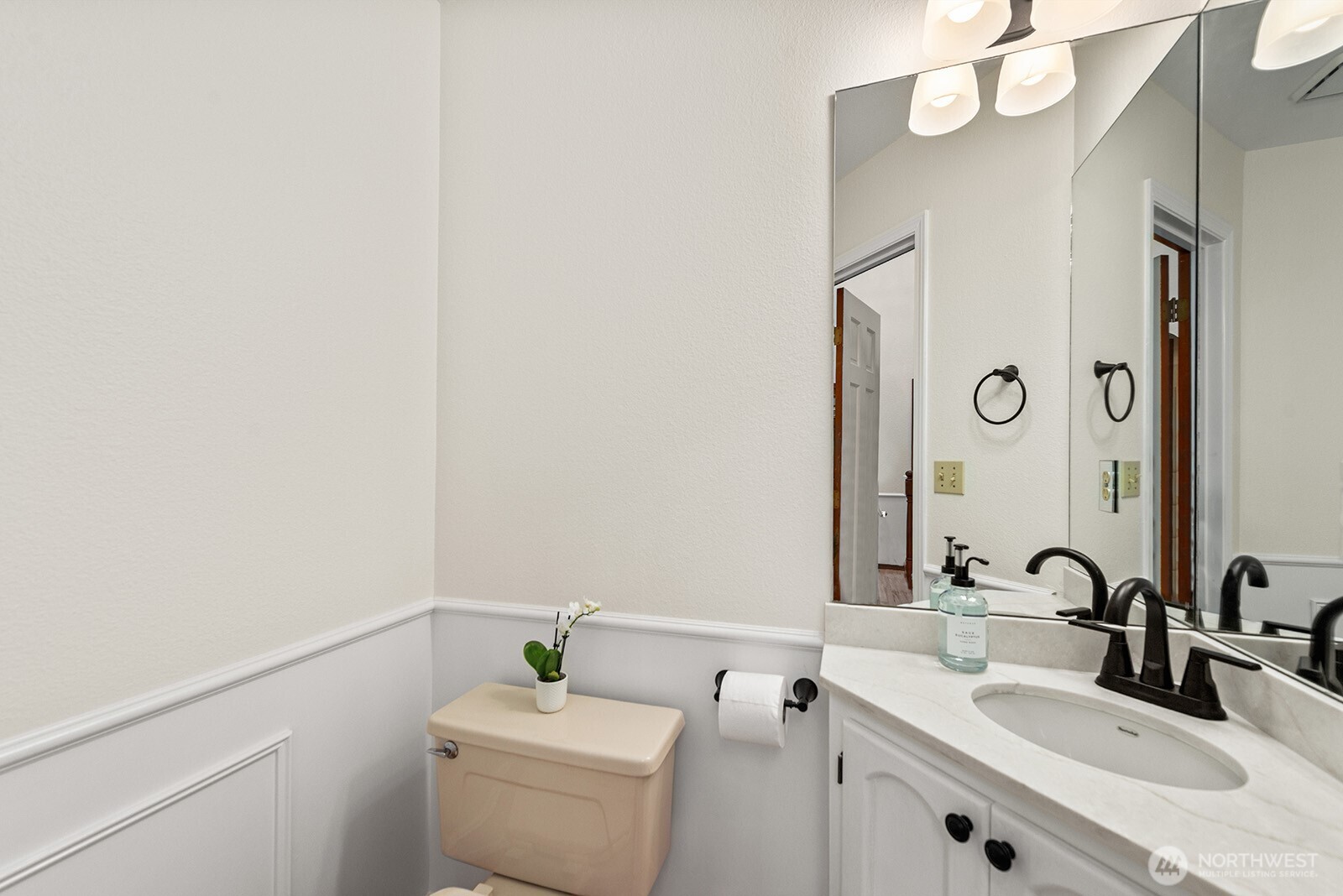 14029 232nd Avenue Property Photo 15
