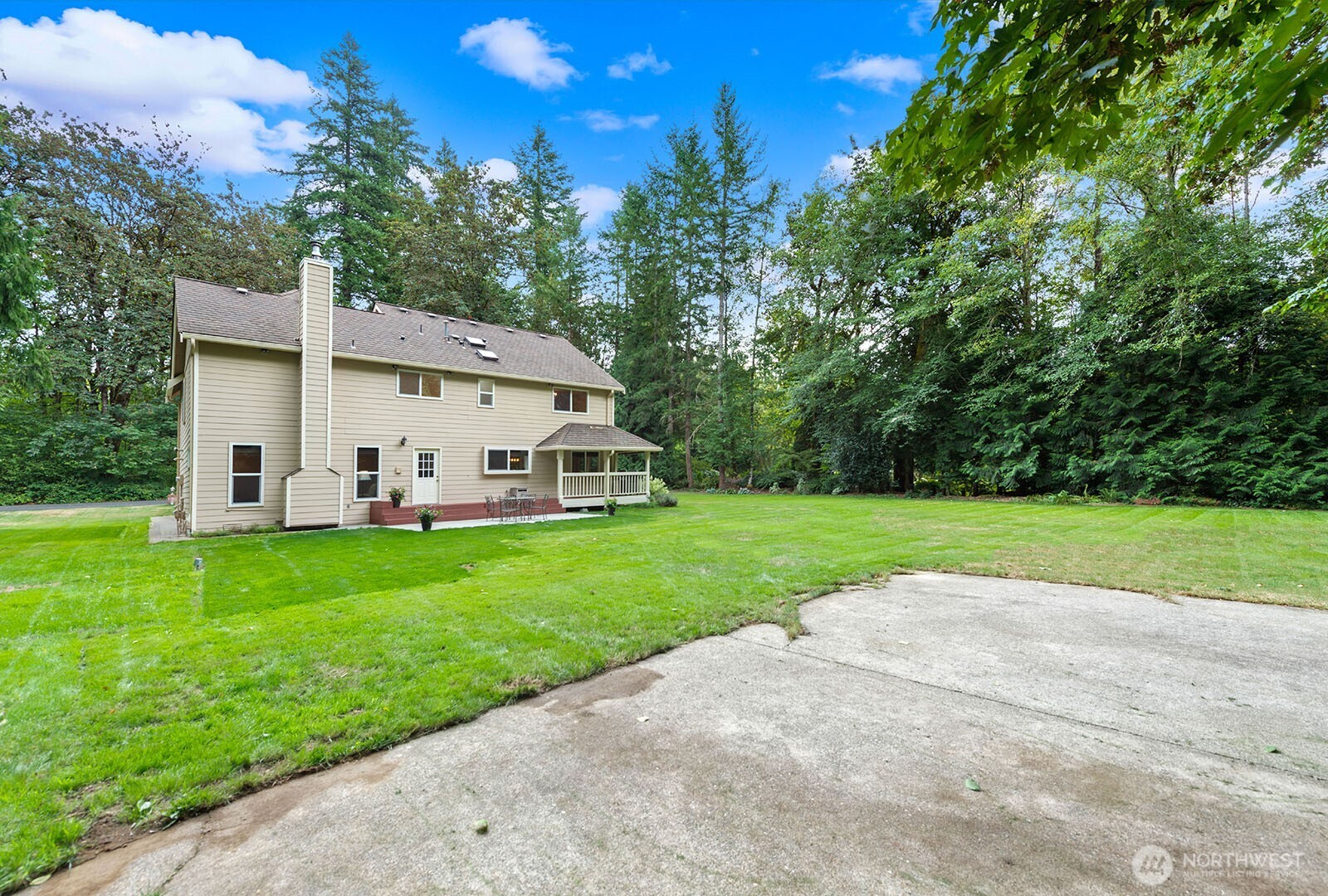 14029 232nd Avenue Property Photo 28