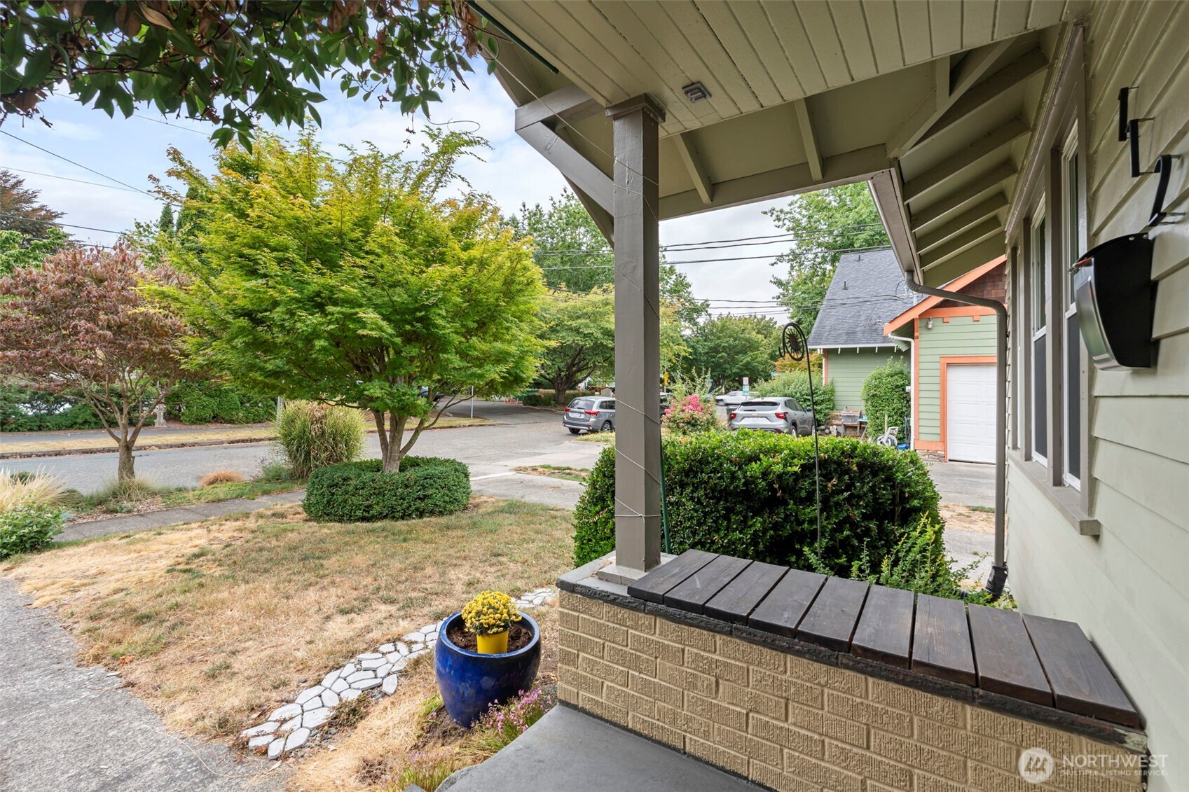 112 19th Avenue Property Photo 3