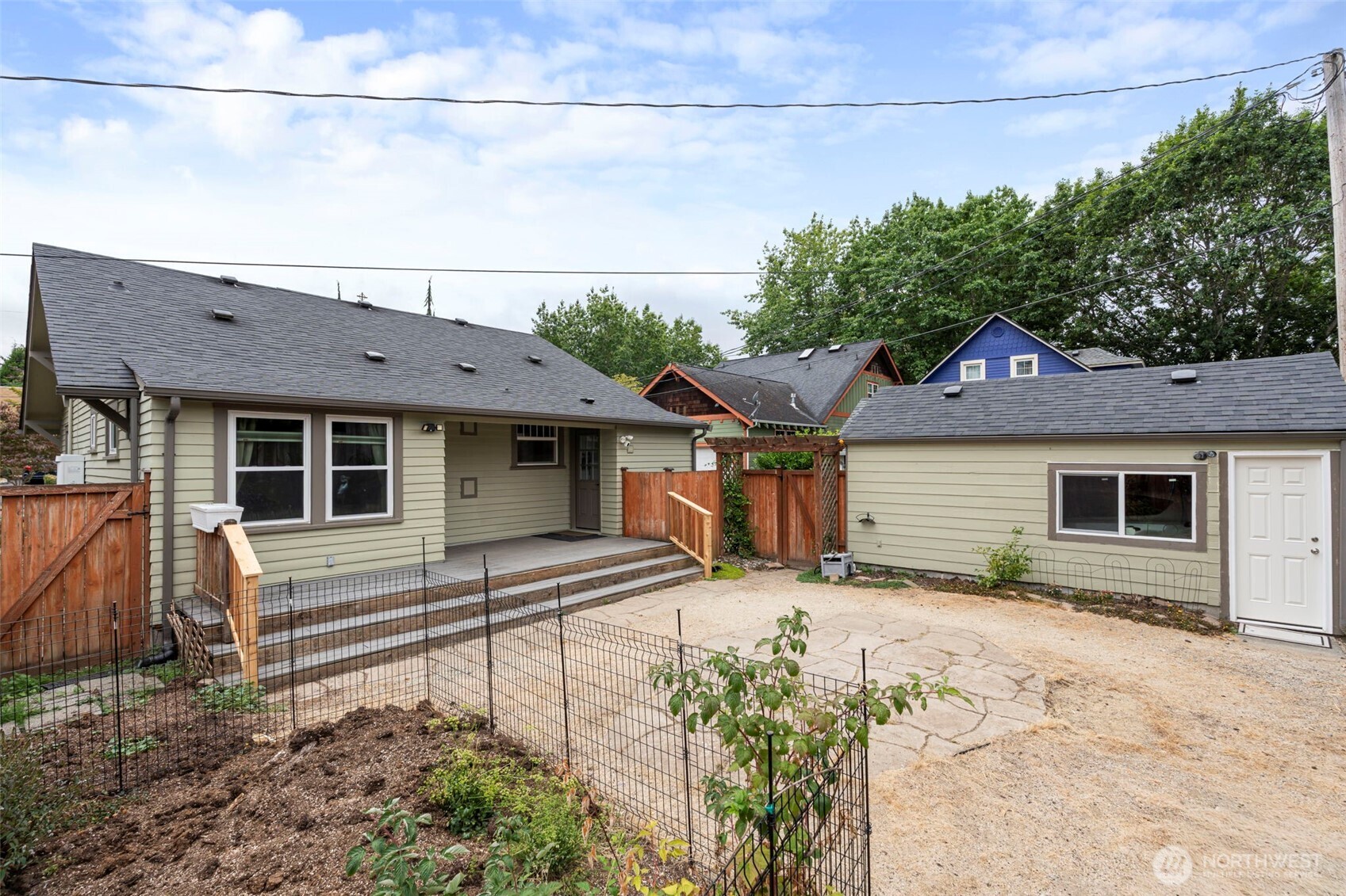 112 19th Avenue Property Photo 32