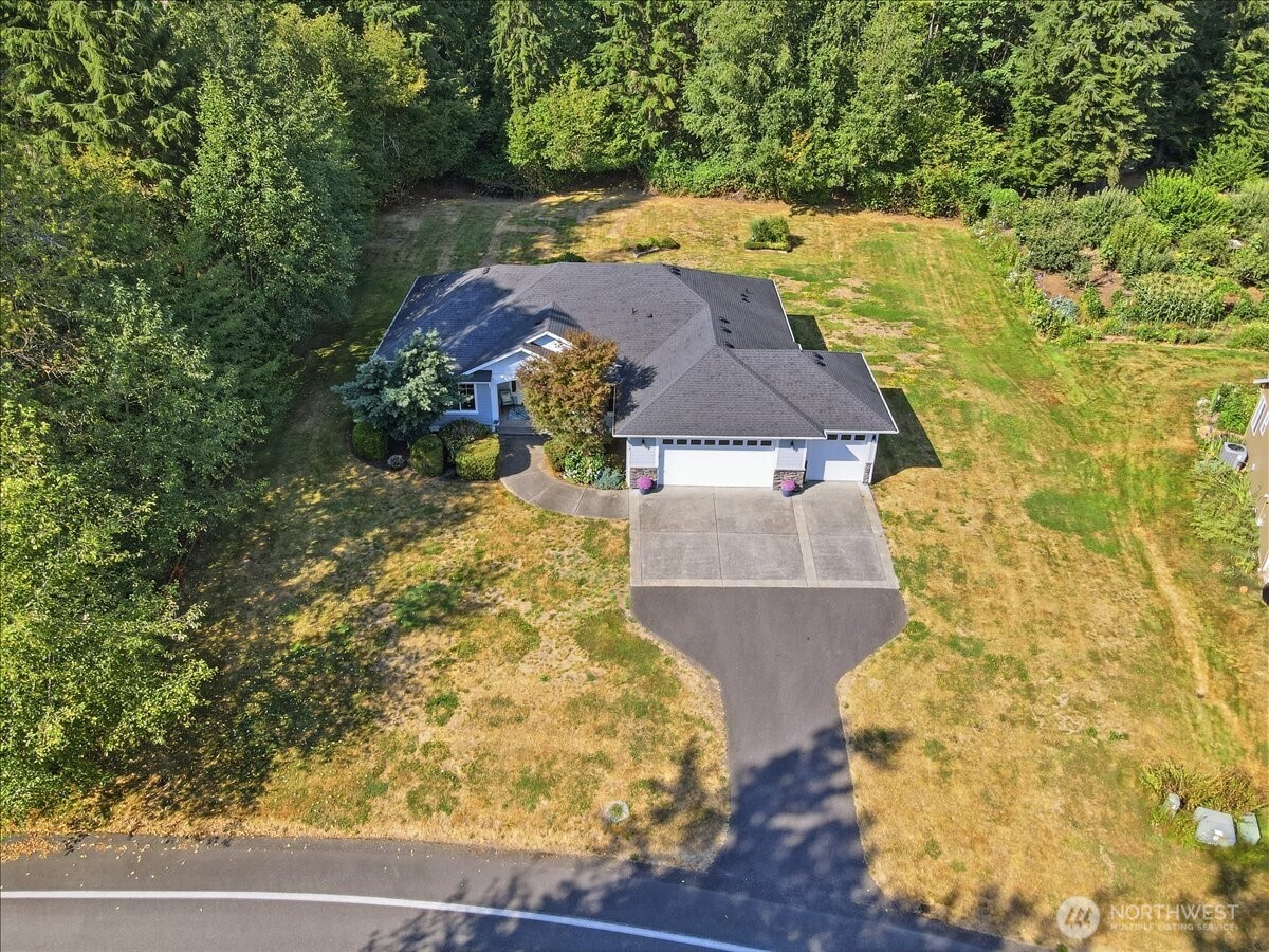 9903 146th Avenue Property Photo 7