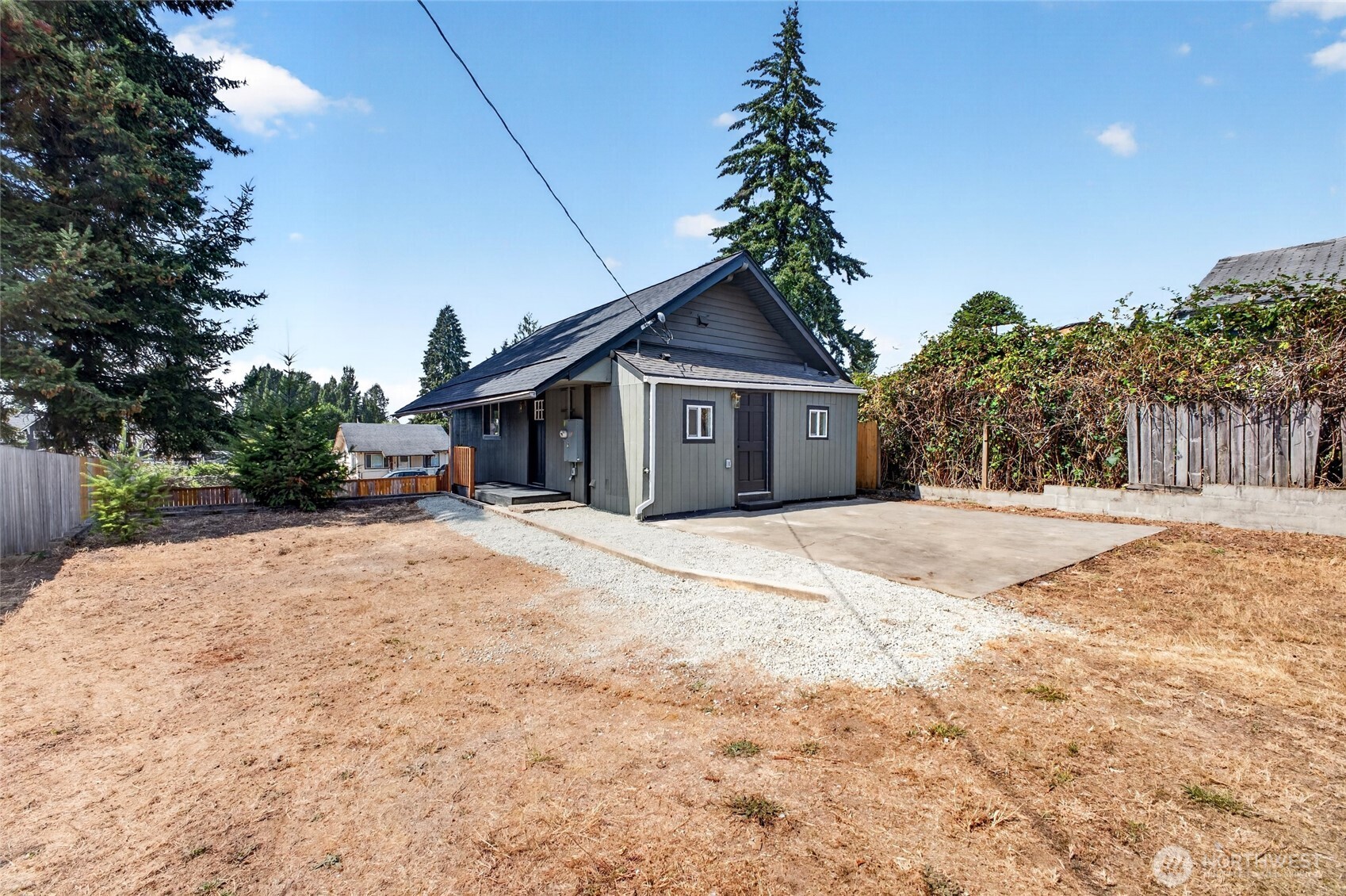 8633 S Thompson Avenue Property Photo 1