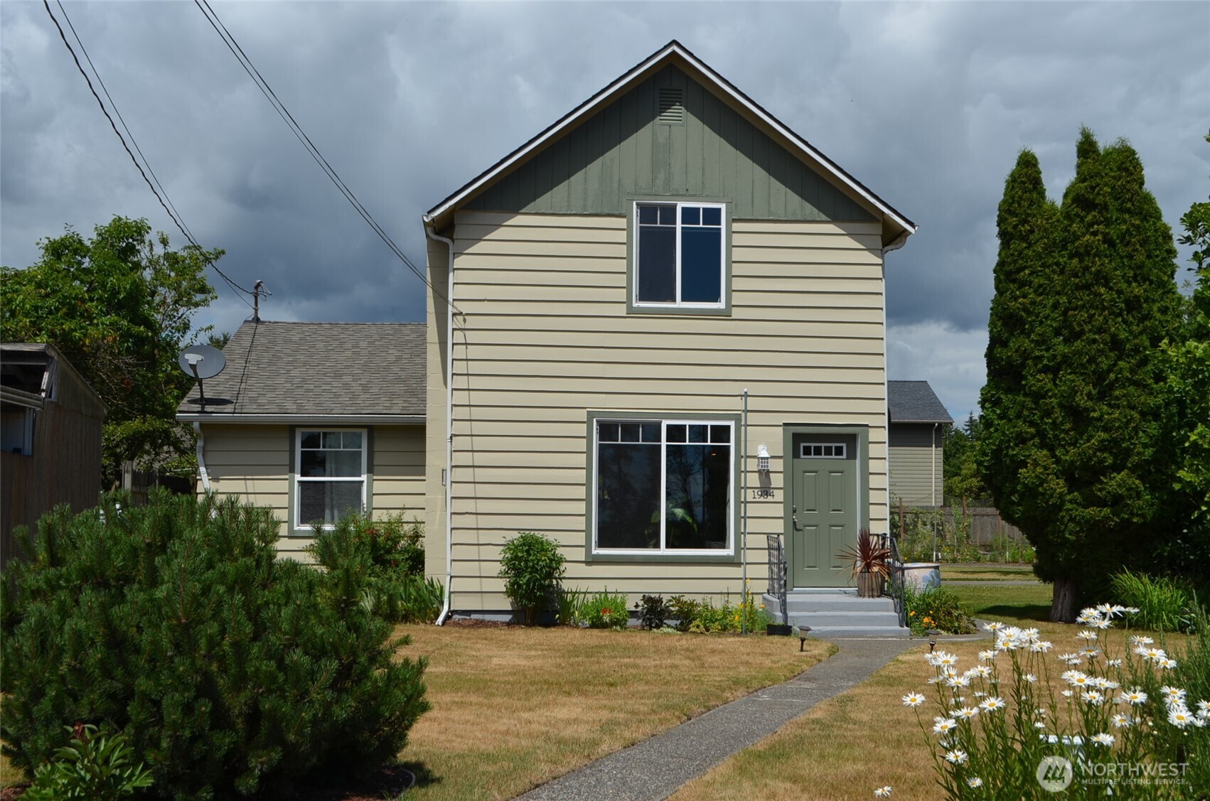 1934 Somerset Street Property Photo 27