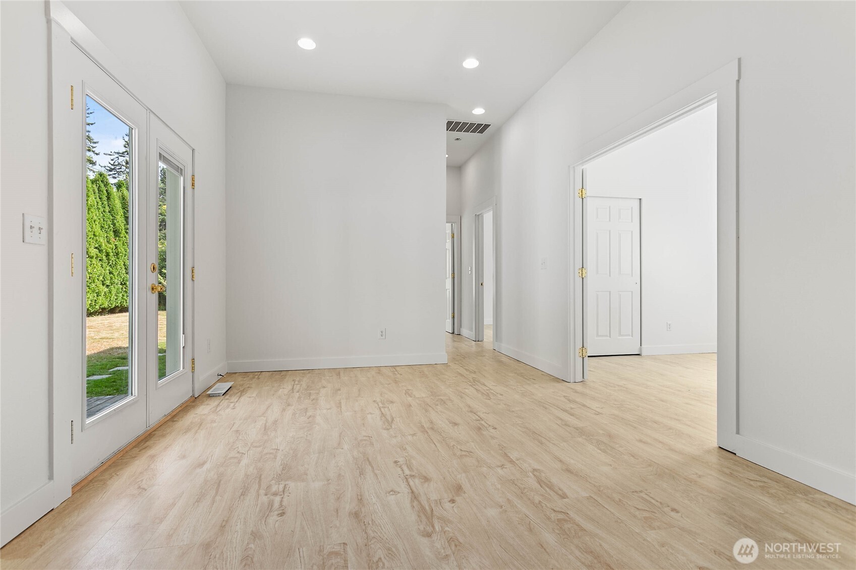 2140 Harris Avenue Property Photo 15