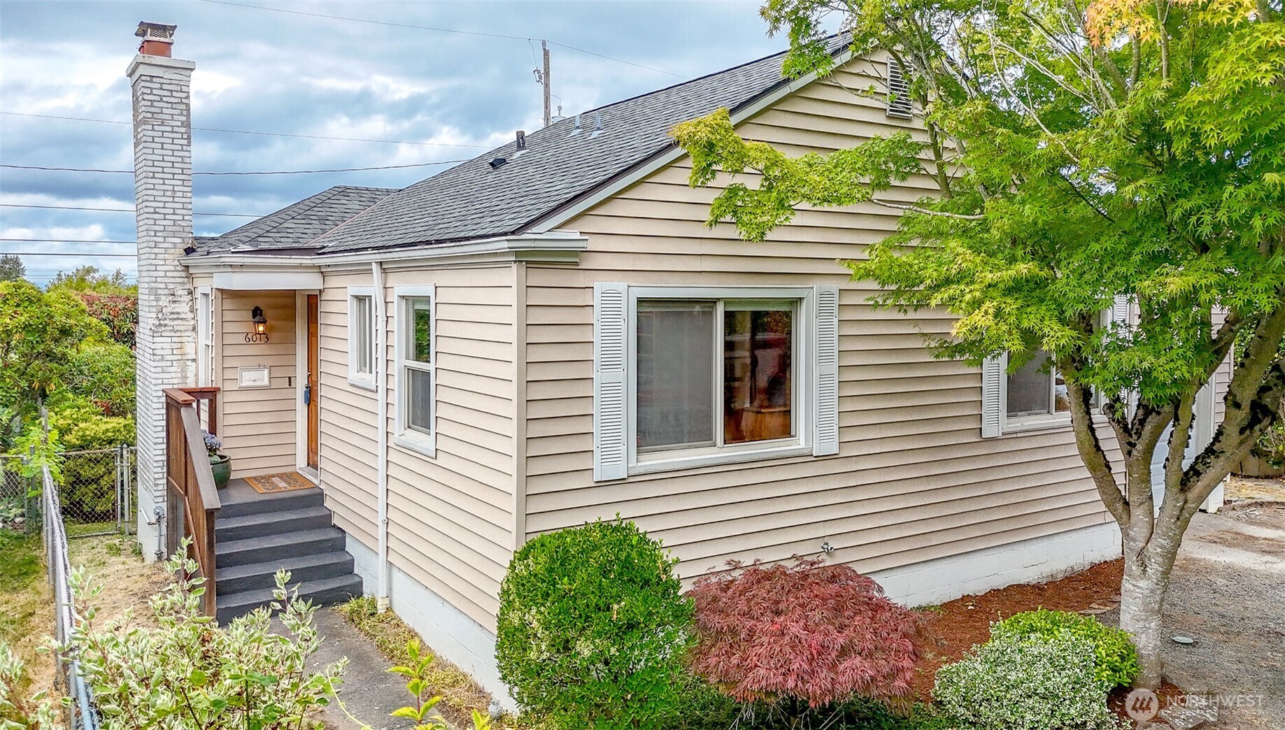 6013 35th Avenue Property Photo 1