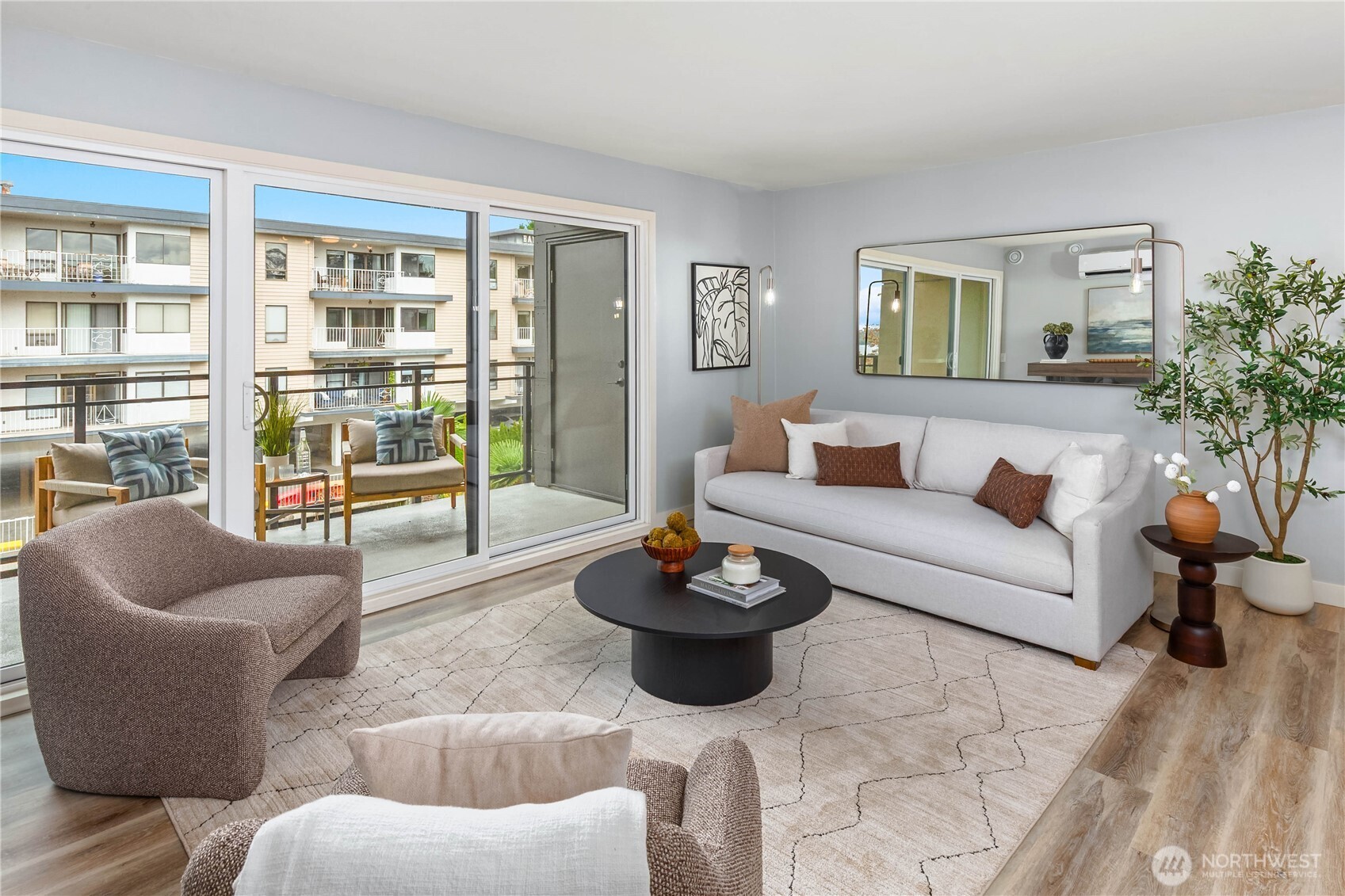 6401 Lake Washington Boulevard 307 Property Photo 4