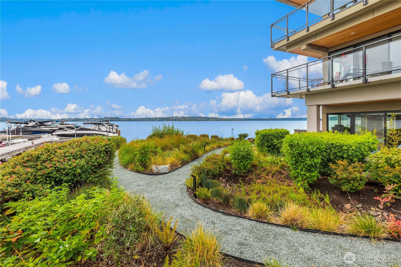 6401 Lake Washington Boulevard 307 Property Photo 18