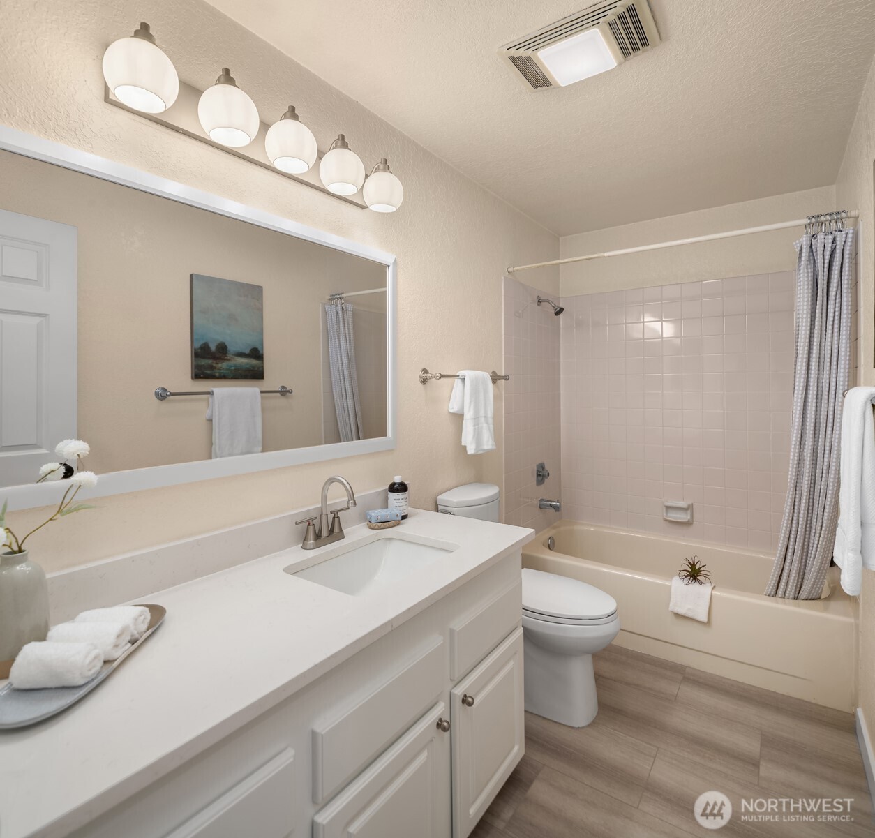 12014 98th Avenue 302 Property Photo 22