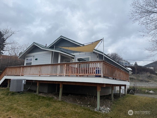 1822 Juniper Property Photo 2