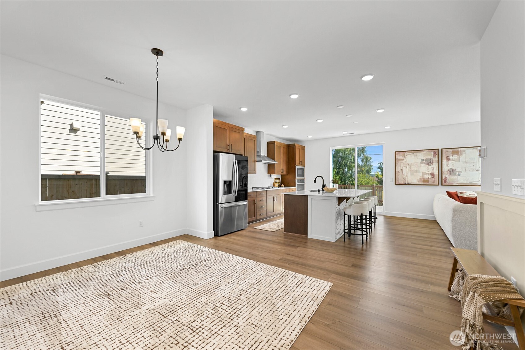 2407 Barn Door Court Property Photo 6